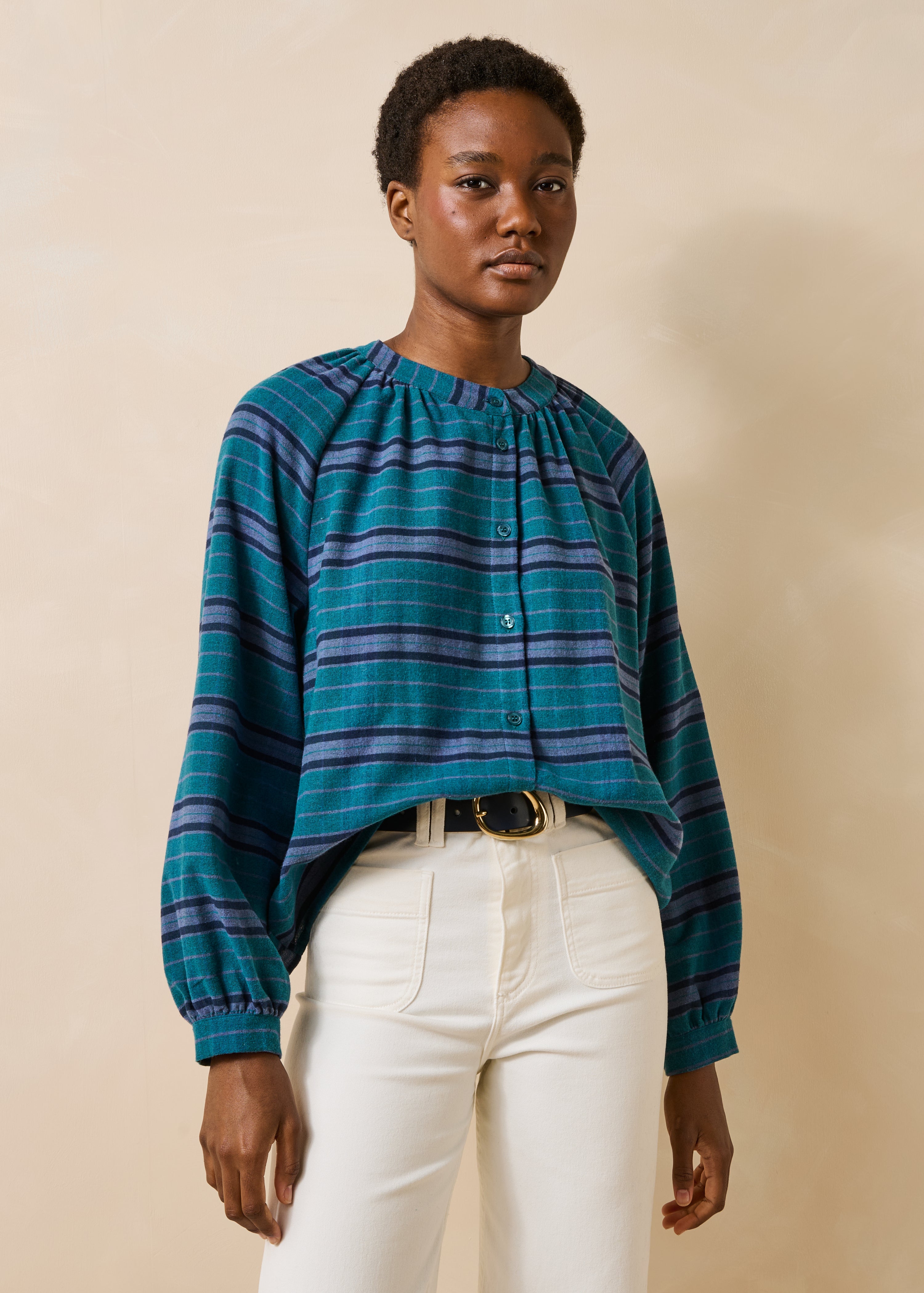 Camicia ampia blu petrolio a righe maniche lunghe