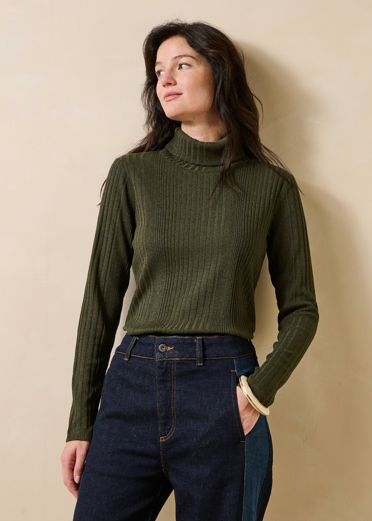 Khaki T-shirt - Grikka