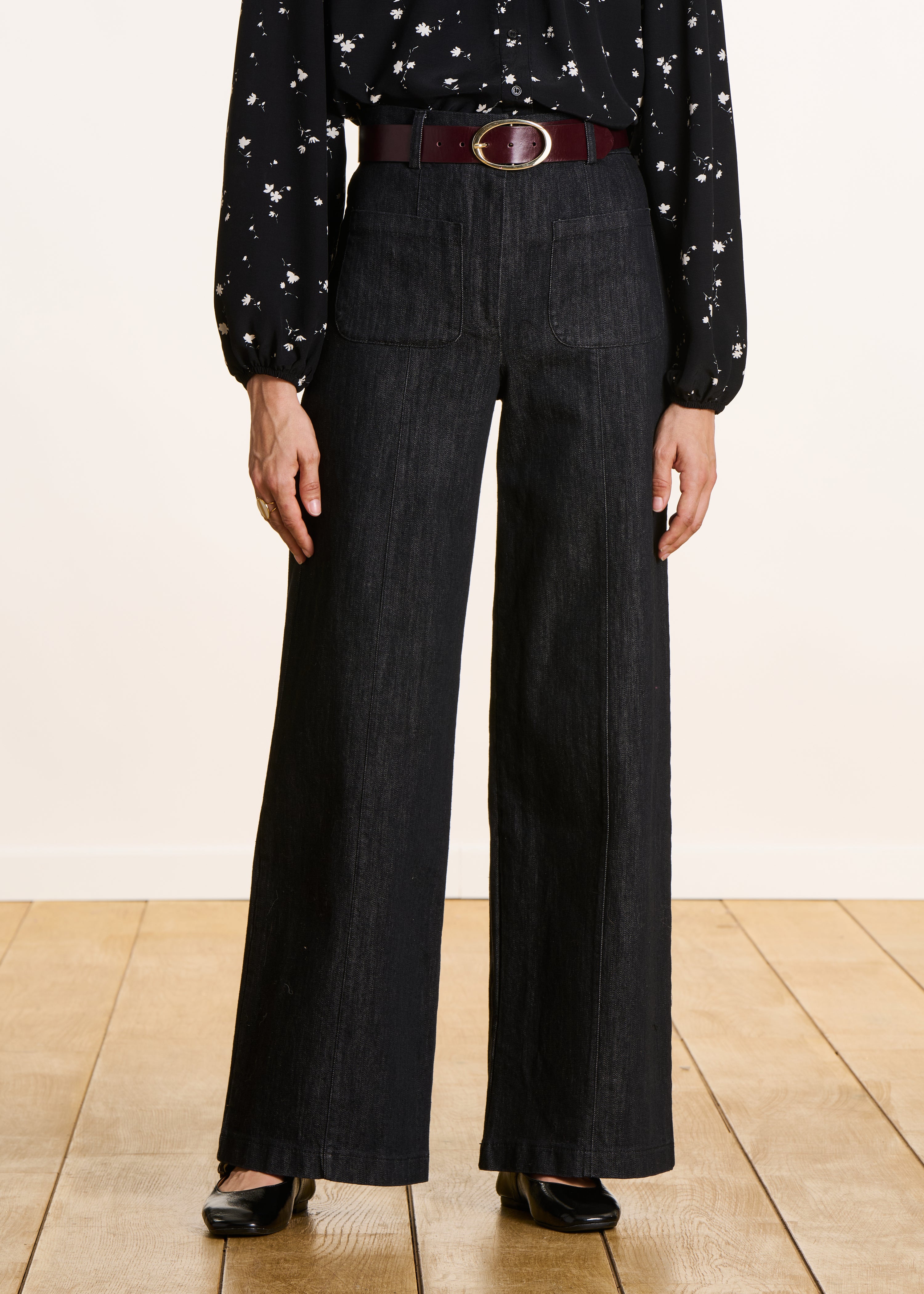 black high-waisted jeans