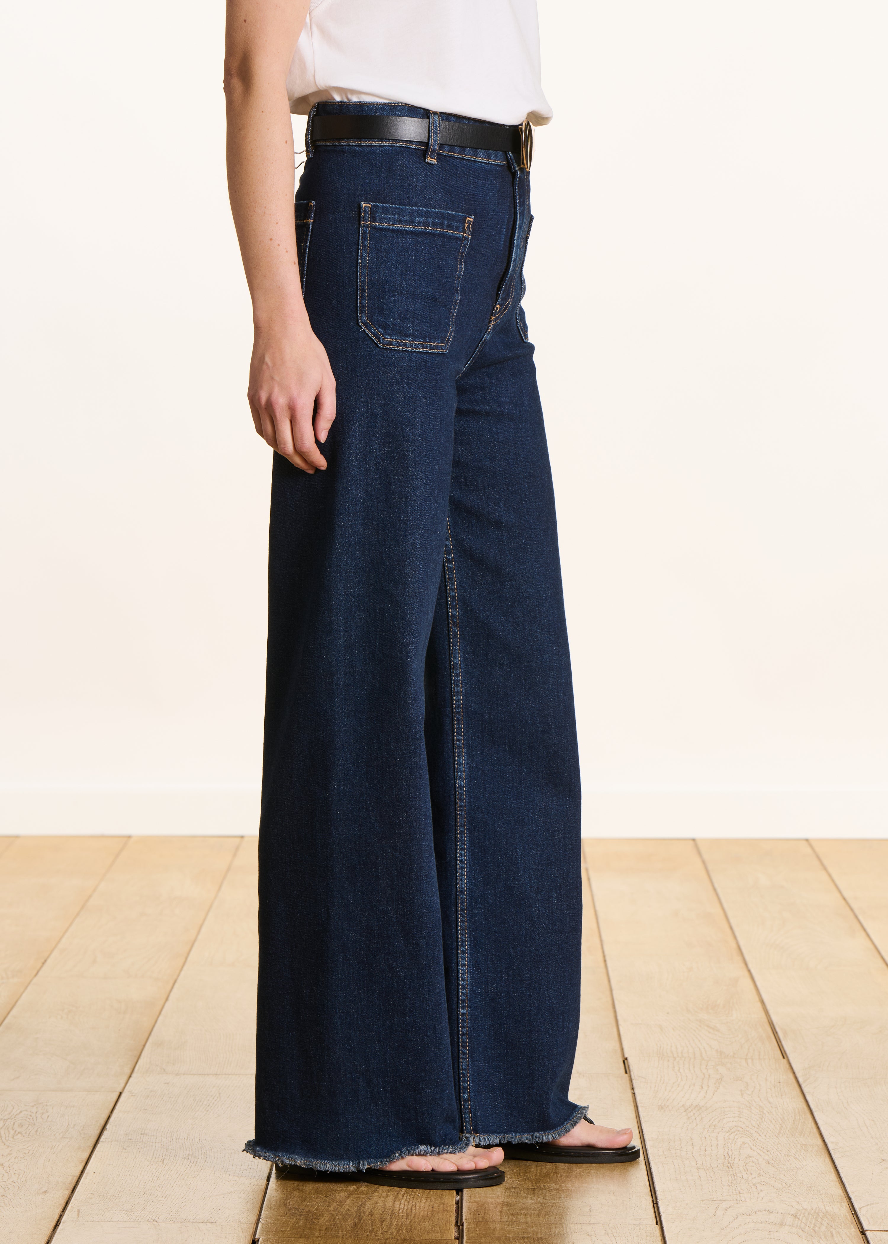 Jean flare brut taille haute en coton biologique