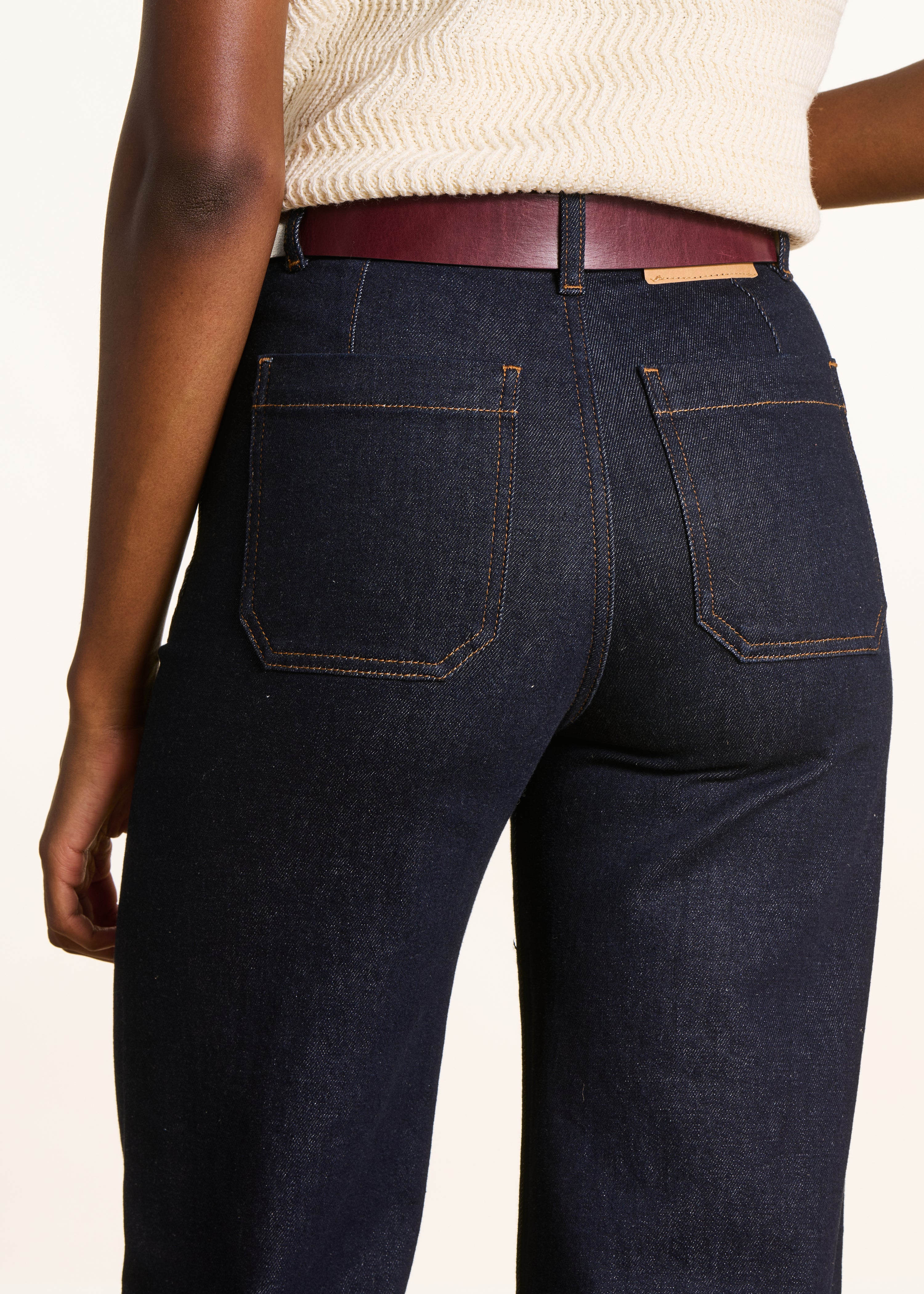 Dark high-waisted flare jeans in organic cotton