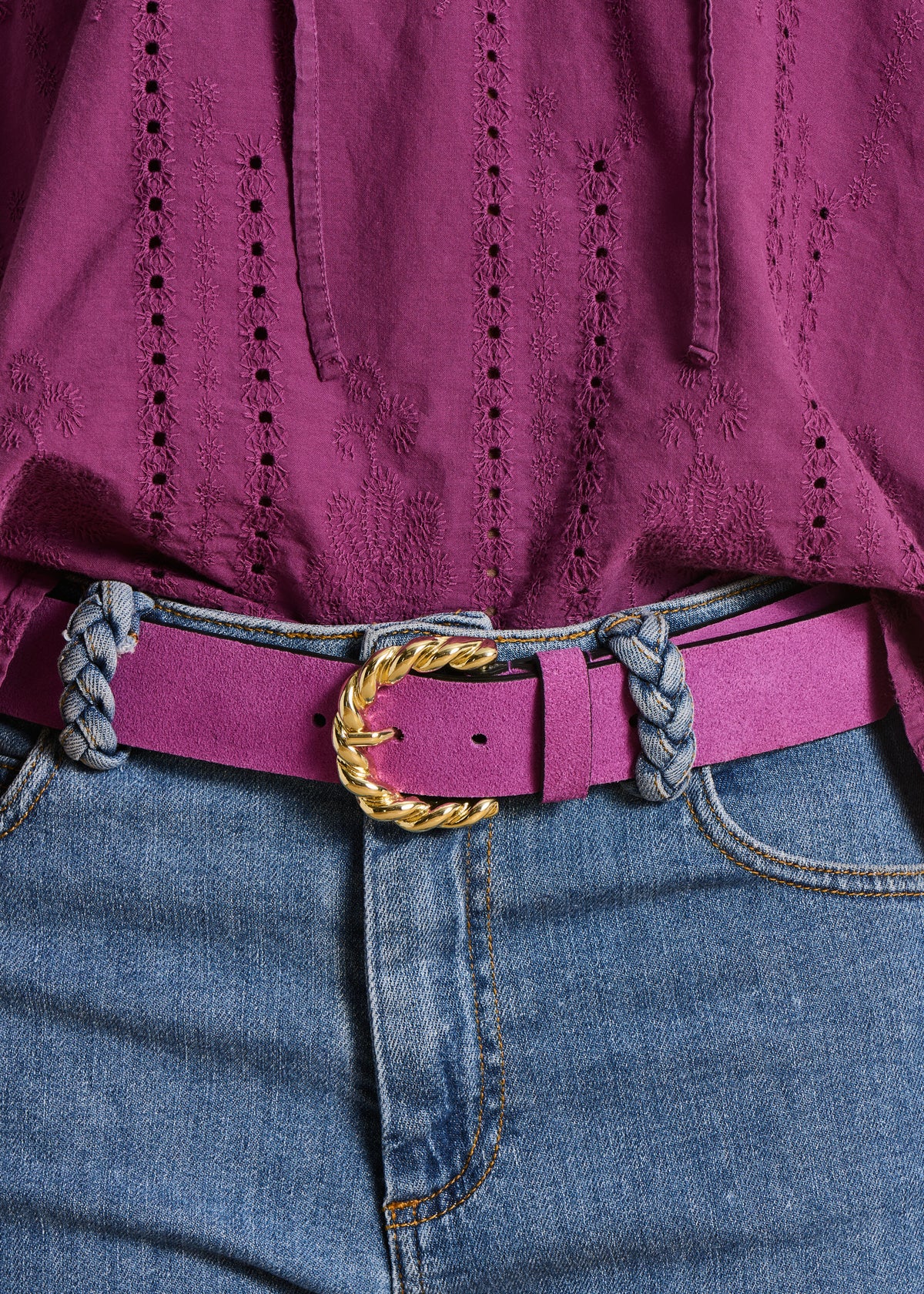 Ceinture violette en cuir boucle twistée