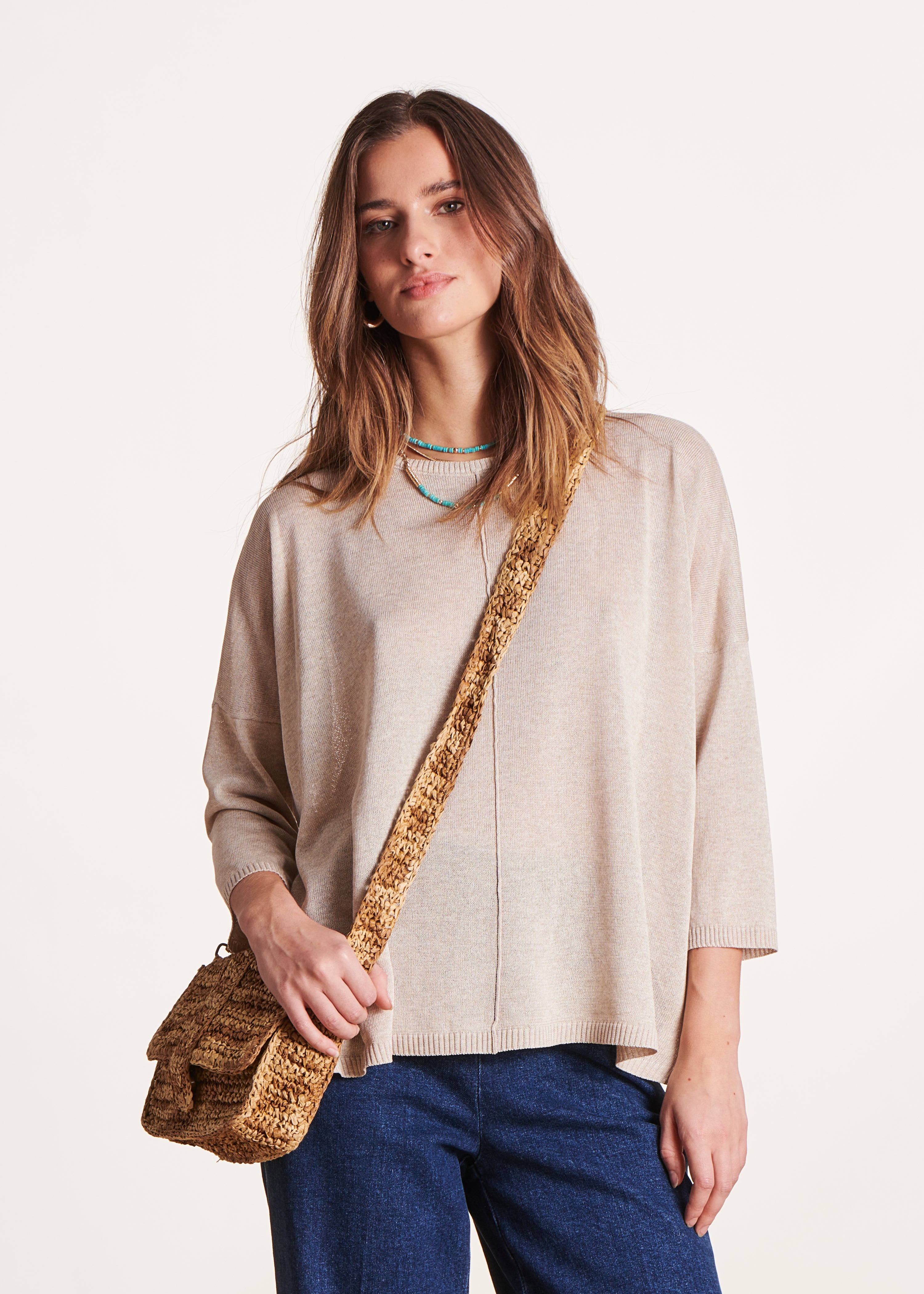 Pull doré manches 3/4 oversize