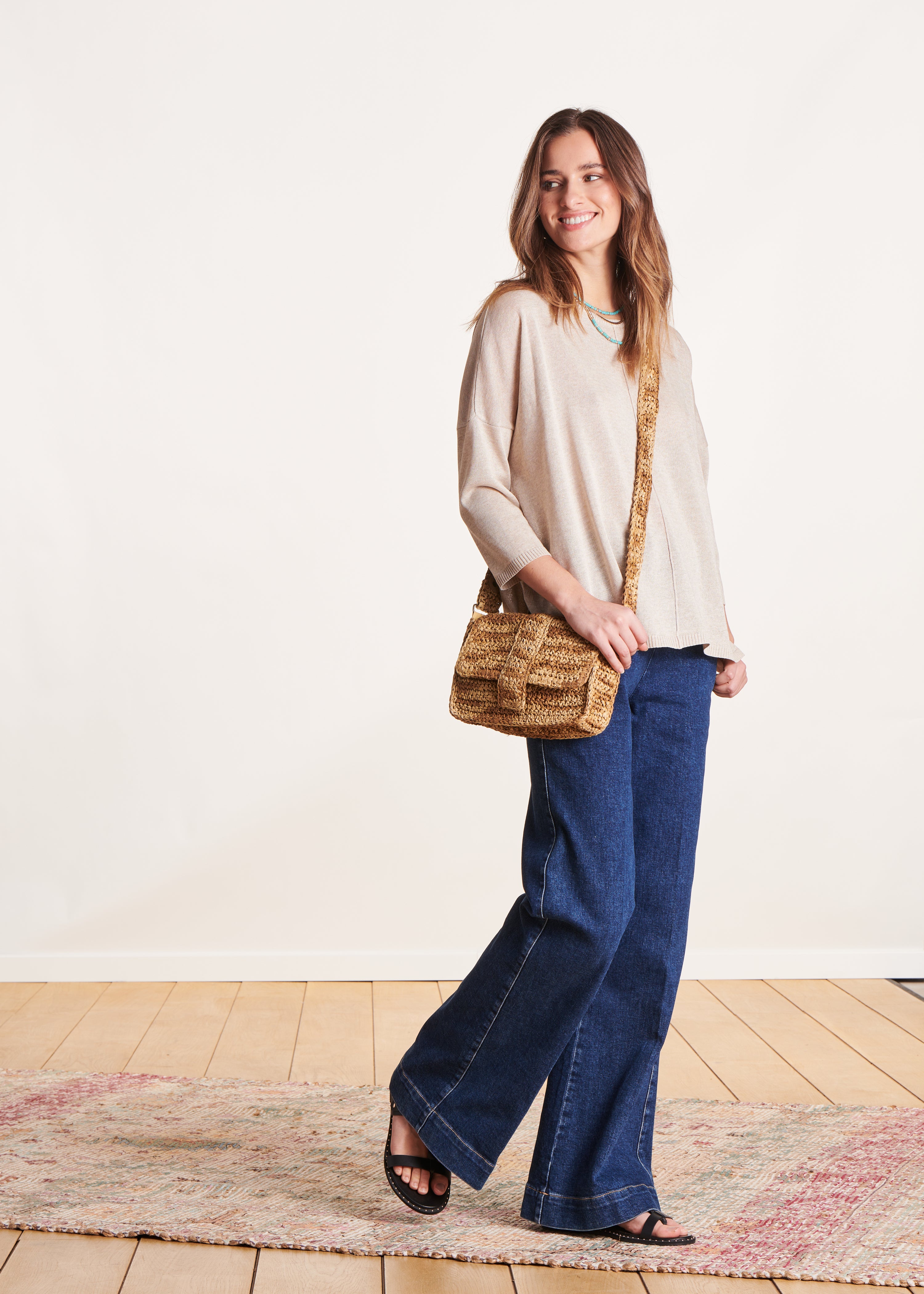 Pull doré manches 3/4 oversize