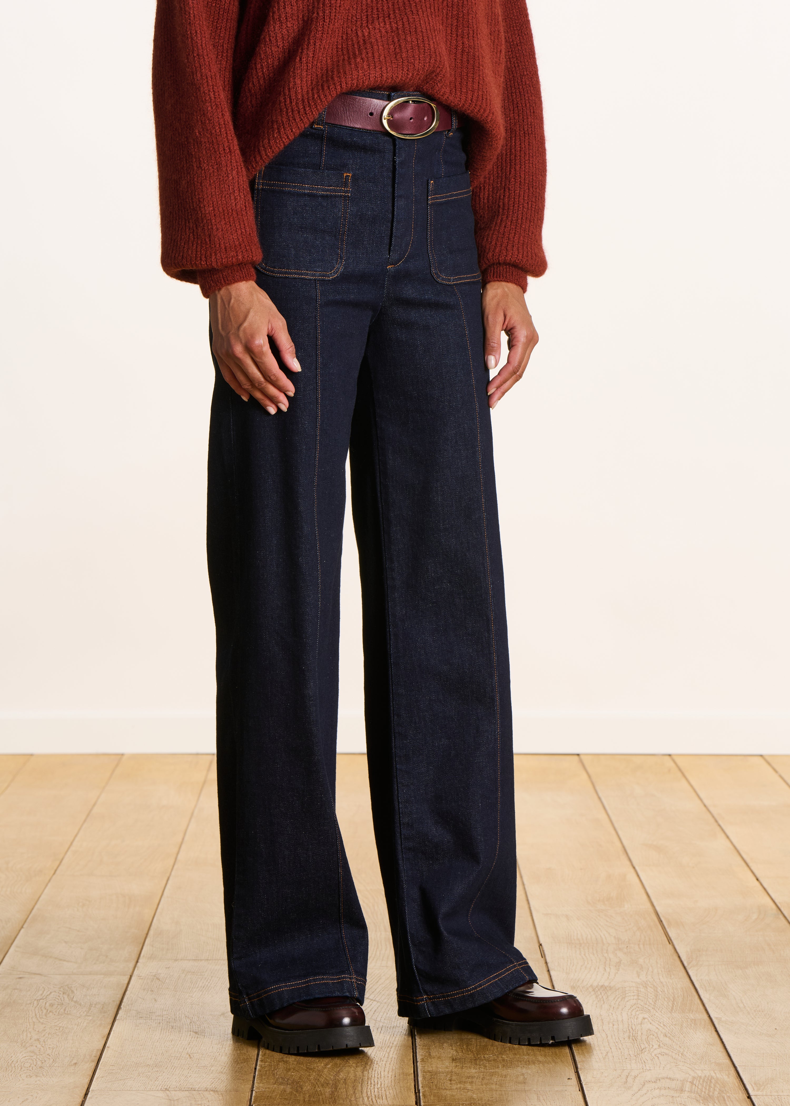 High-waisted raw wide-leg jeans in organic cotton