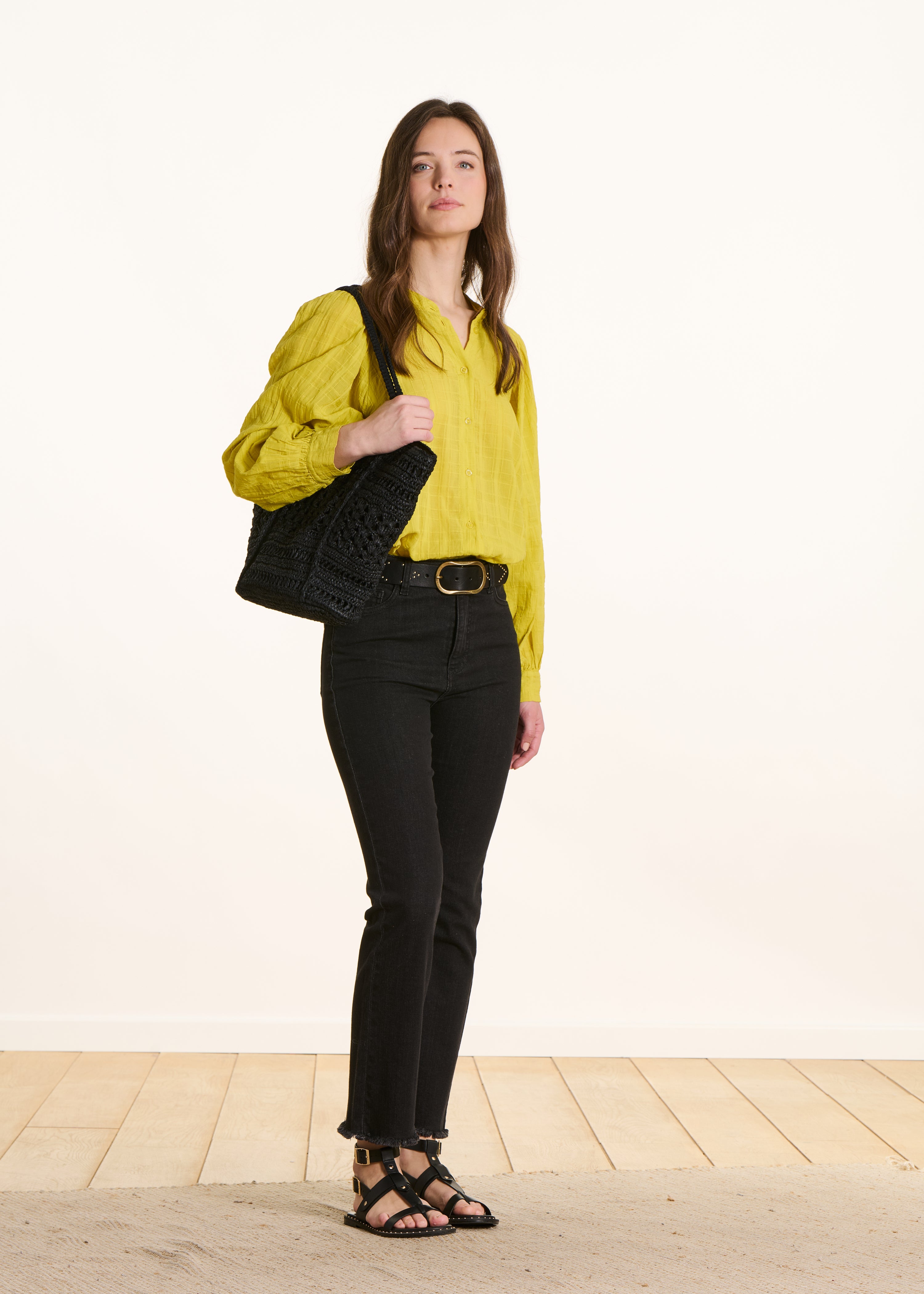 black cropped jeans in organic cotton
