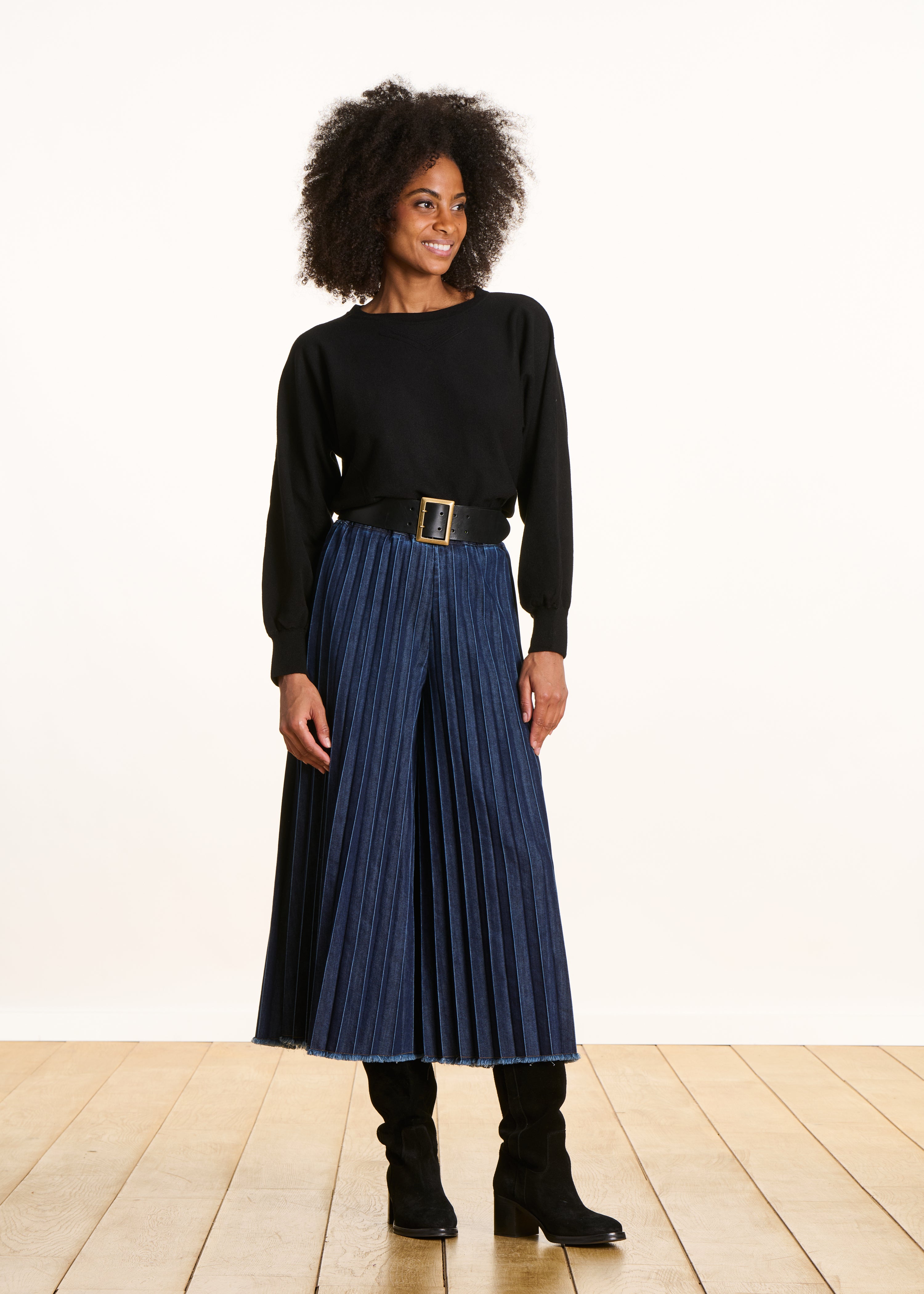 Pull noir maille fine