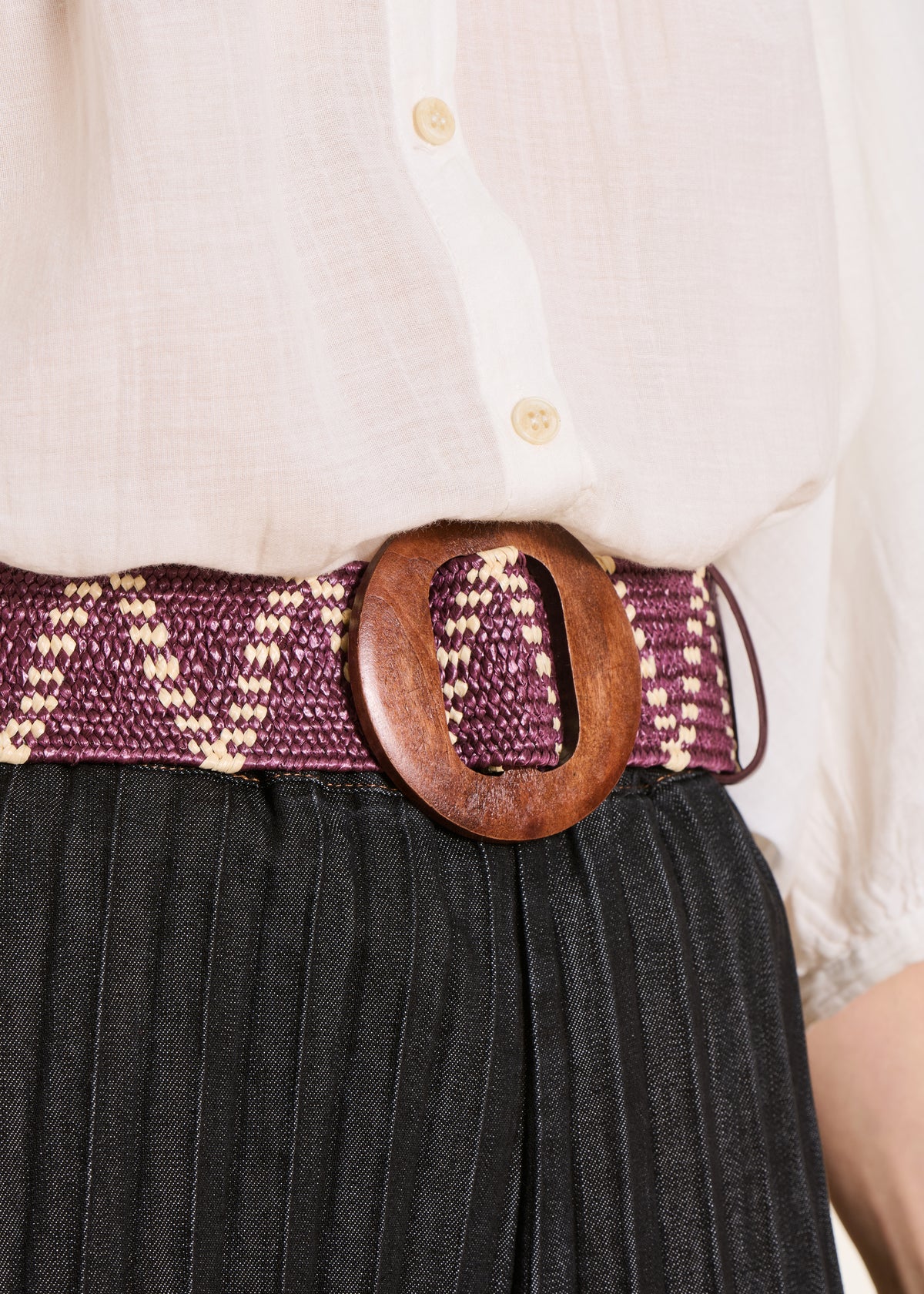 Ceinture élastique violette boucle en bois