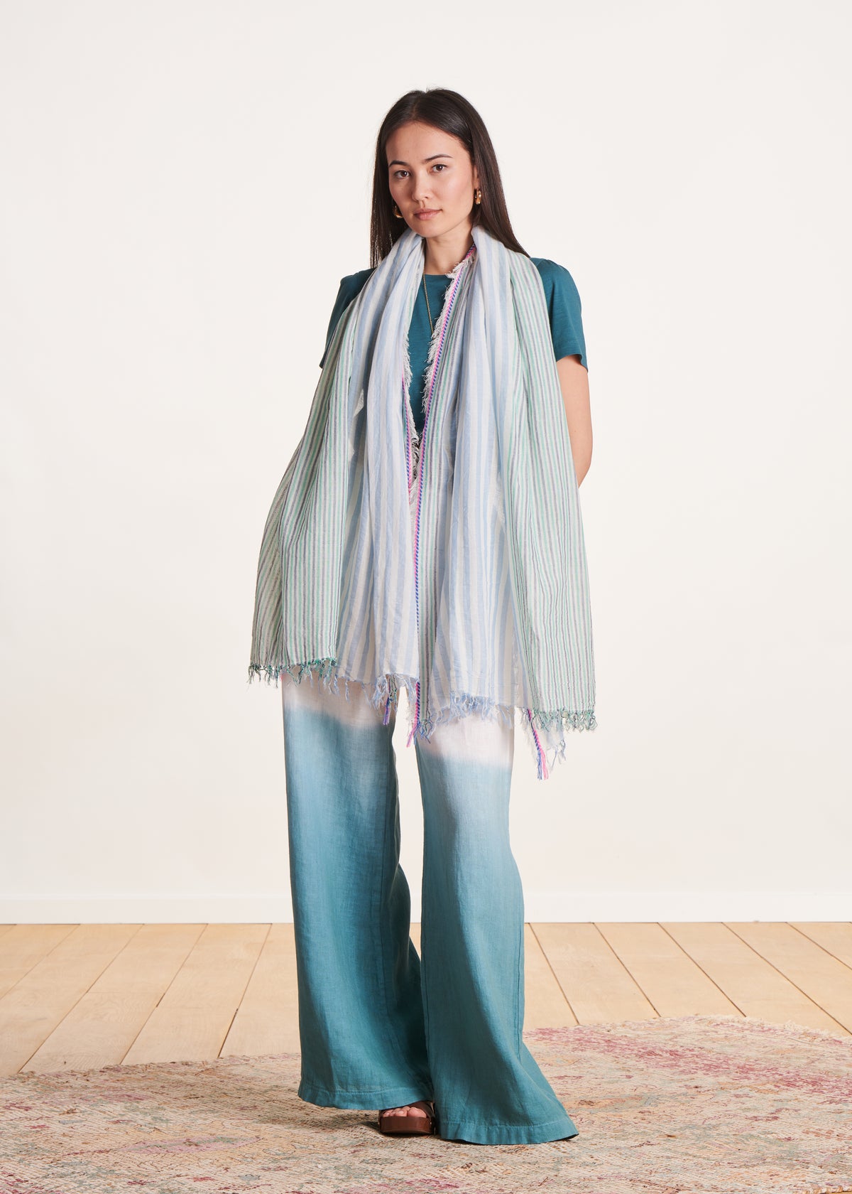 Foulard fines rayures en coton vert