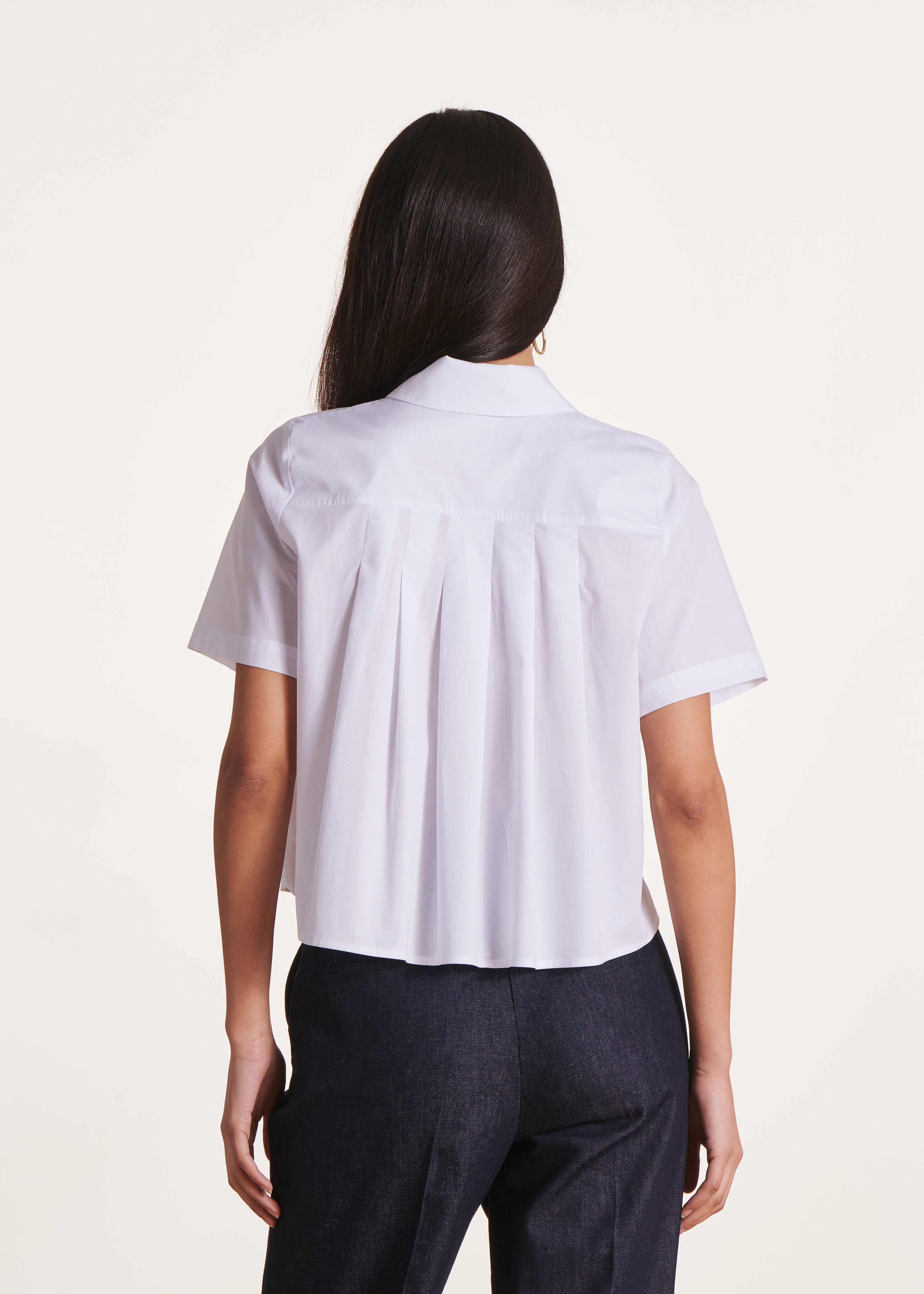 Camisa blanca corta en popelina de algodón