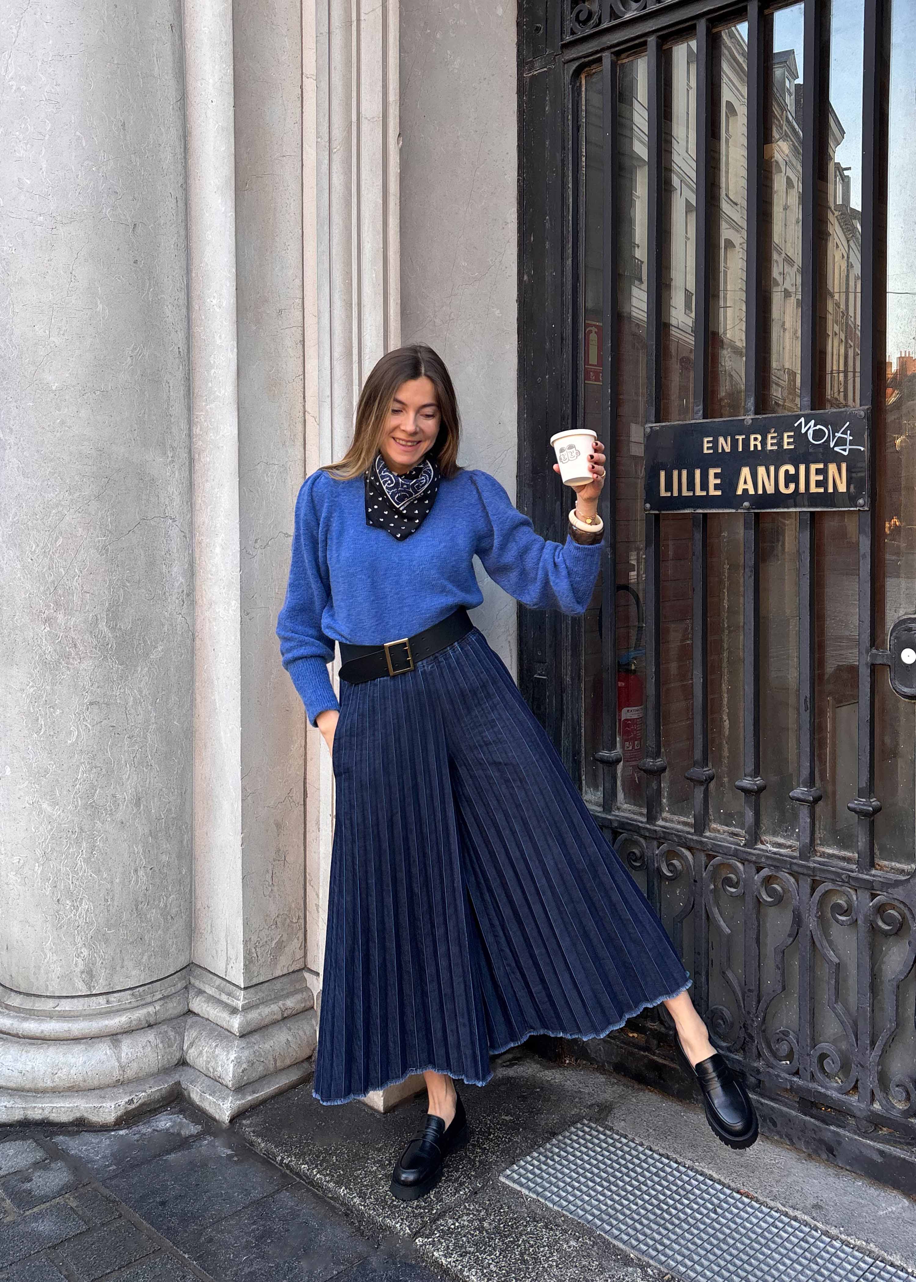 Culotte-Hose aus rohem Jeansstoff mit elastischem Bund