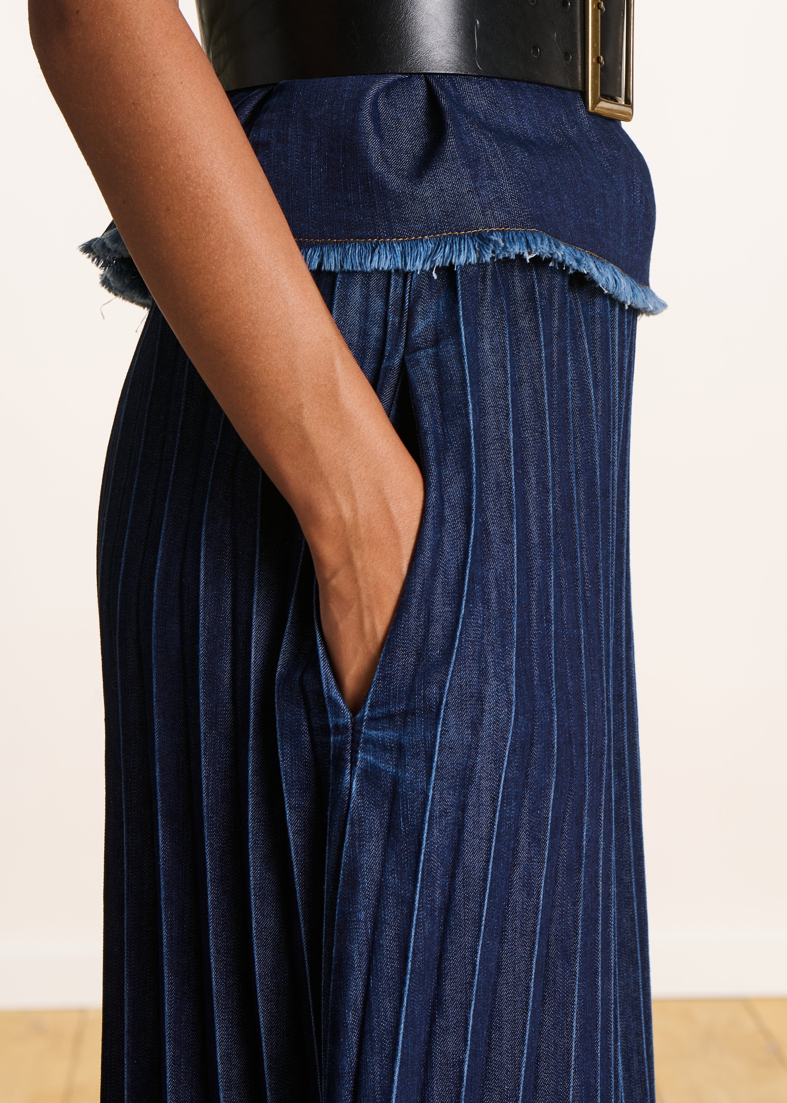 Pantalon jupe culotte en jean brut taille élastiquée