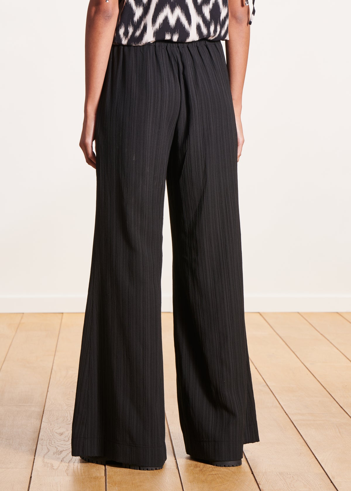 Pantalon large noir taille élastiquée