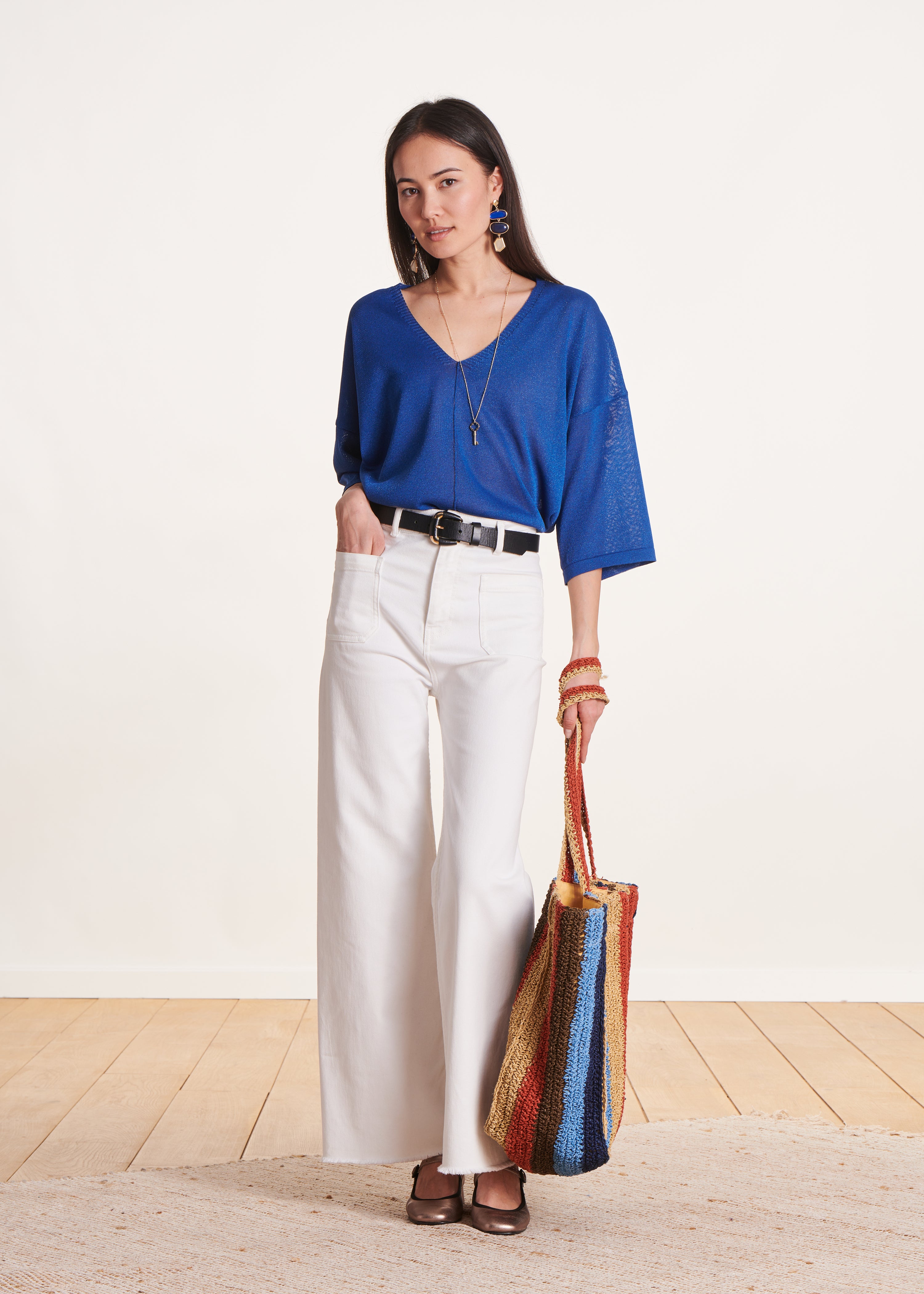 Oversize-Pullover in Königsblau mit tiefem V-Ausschnitt
