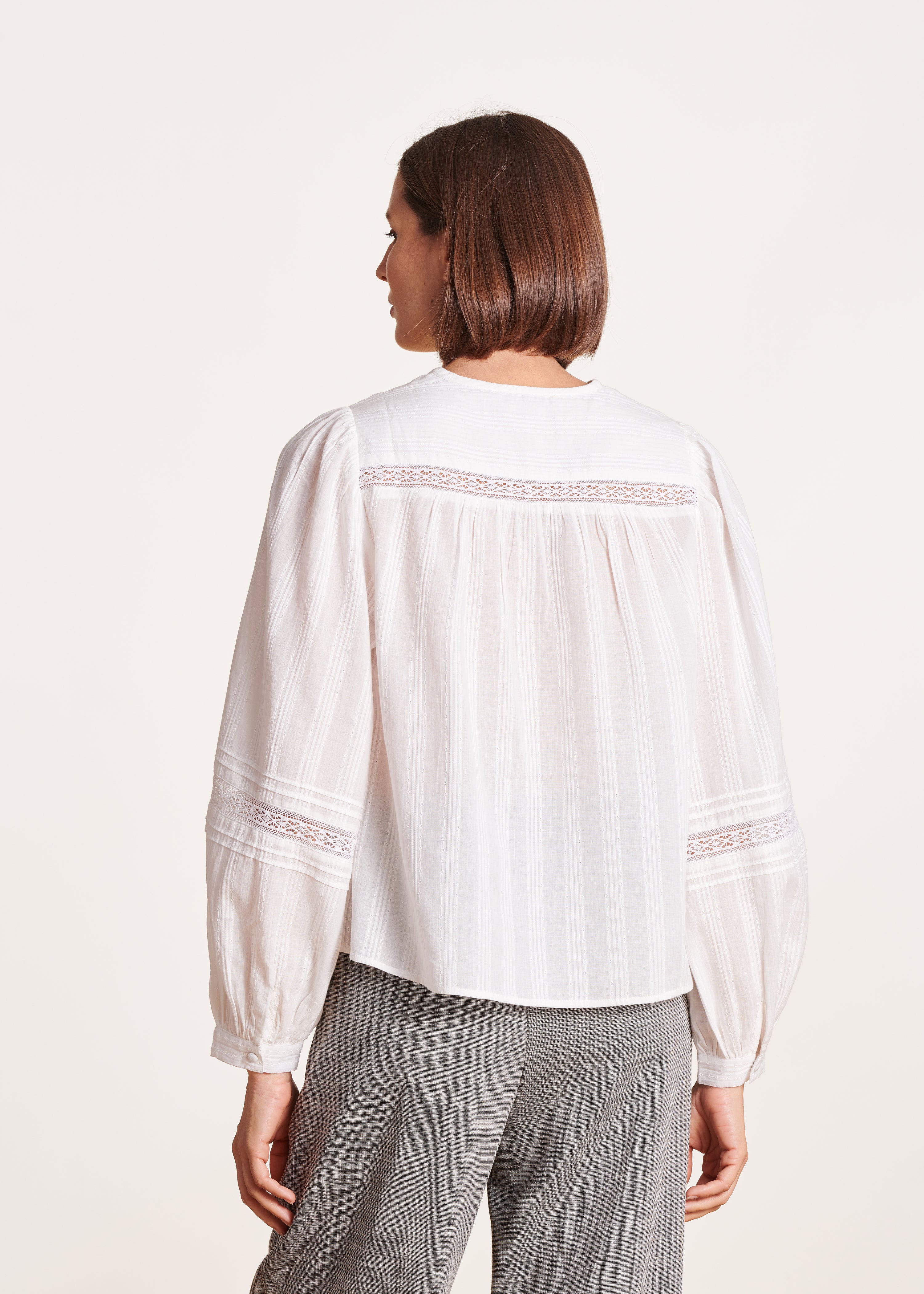 Top manches longues blanc en voile de coton biologique