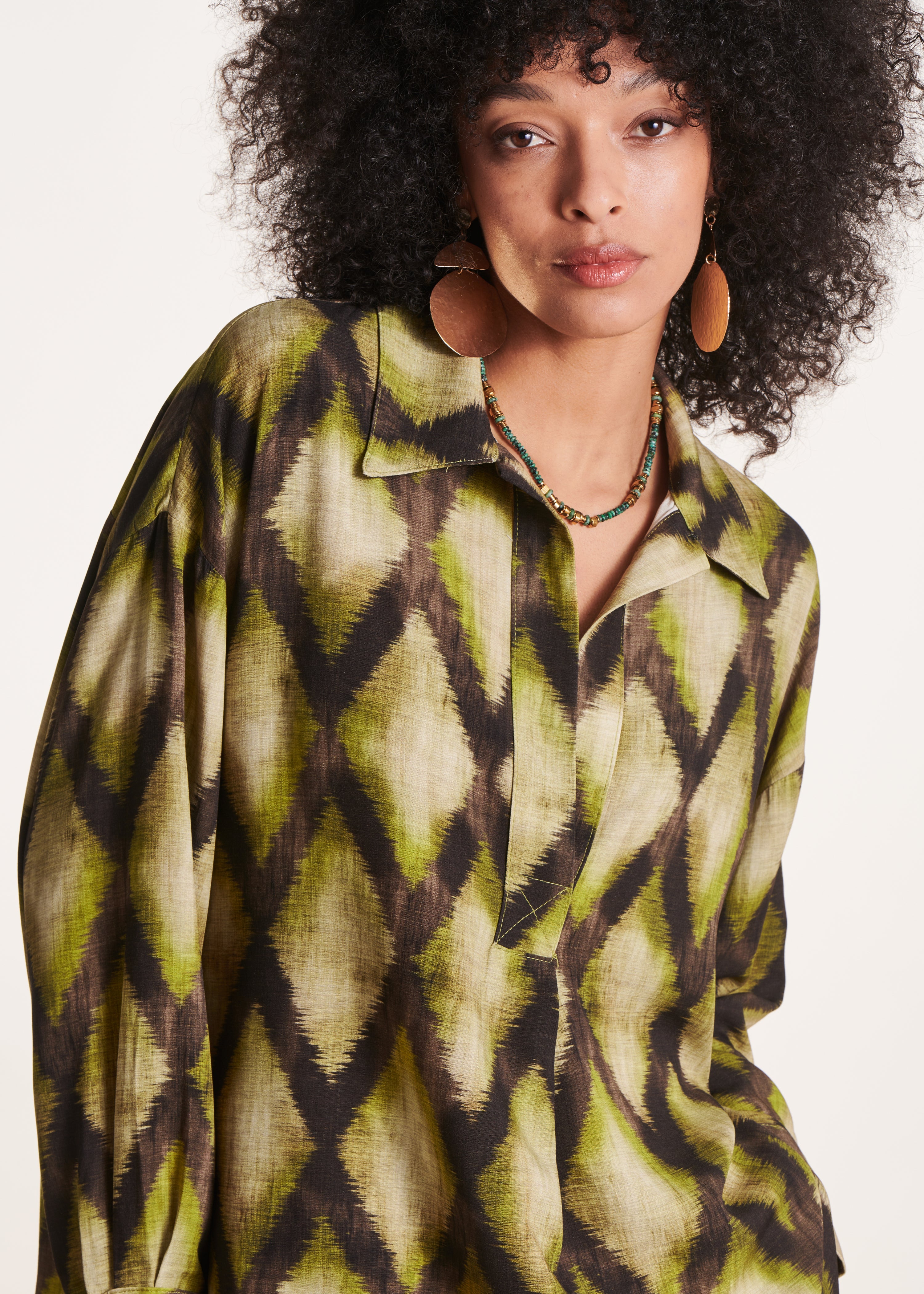 Top oversize kaki à imprimé