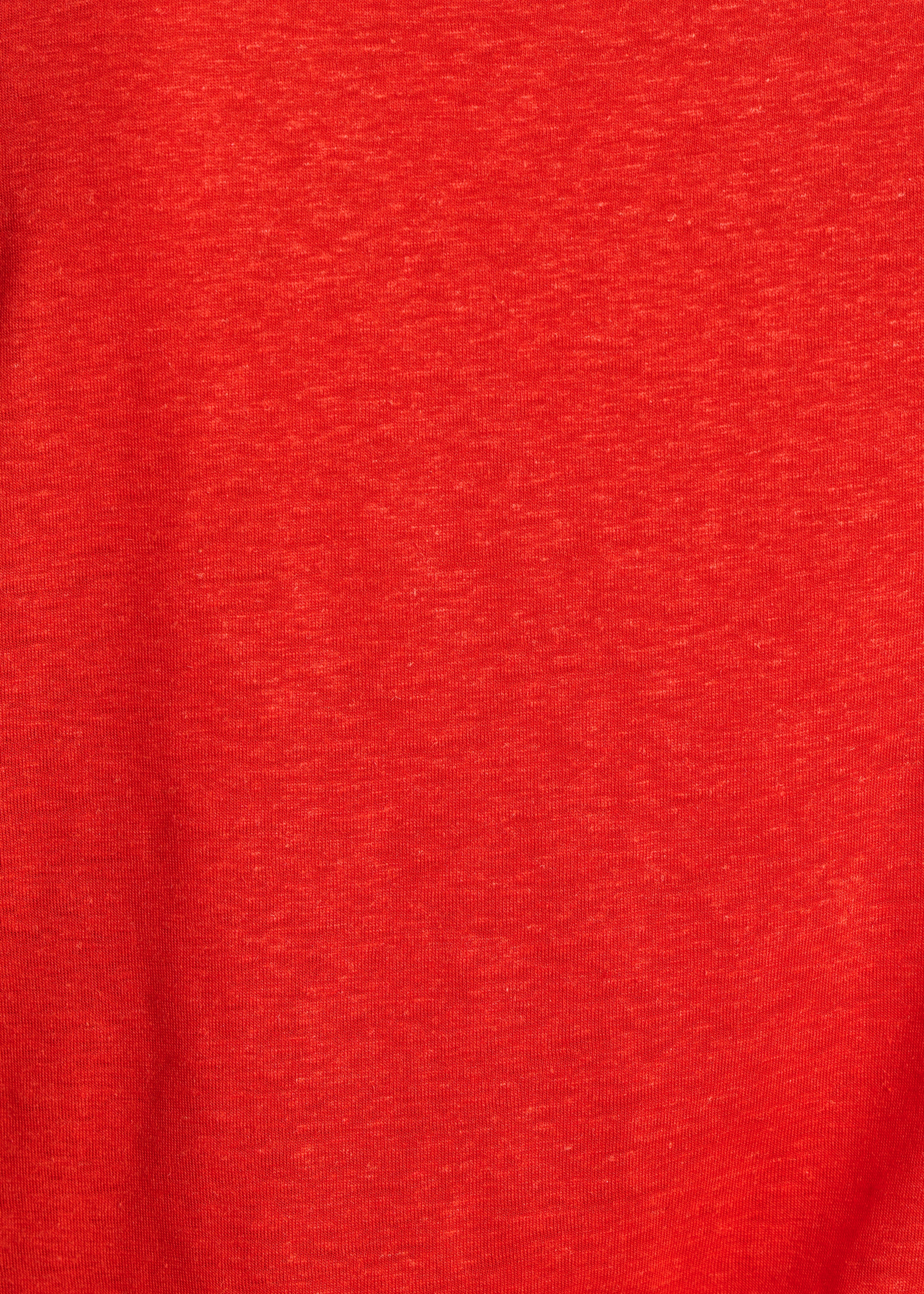 T-shirt rouge en lyocell col V manches courtes