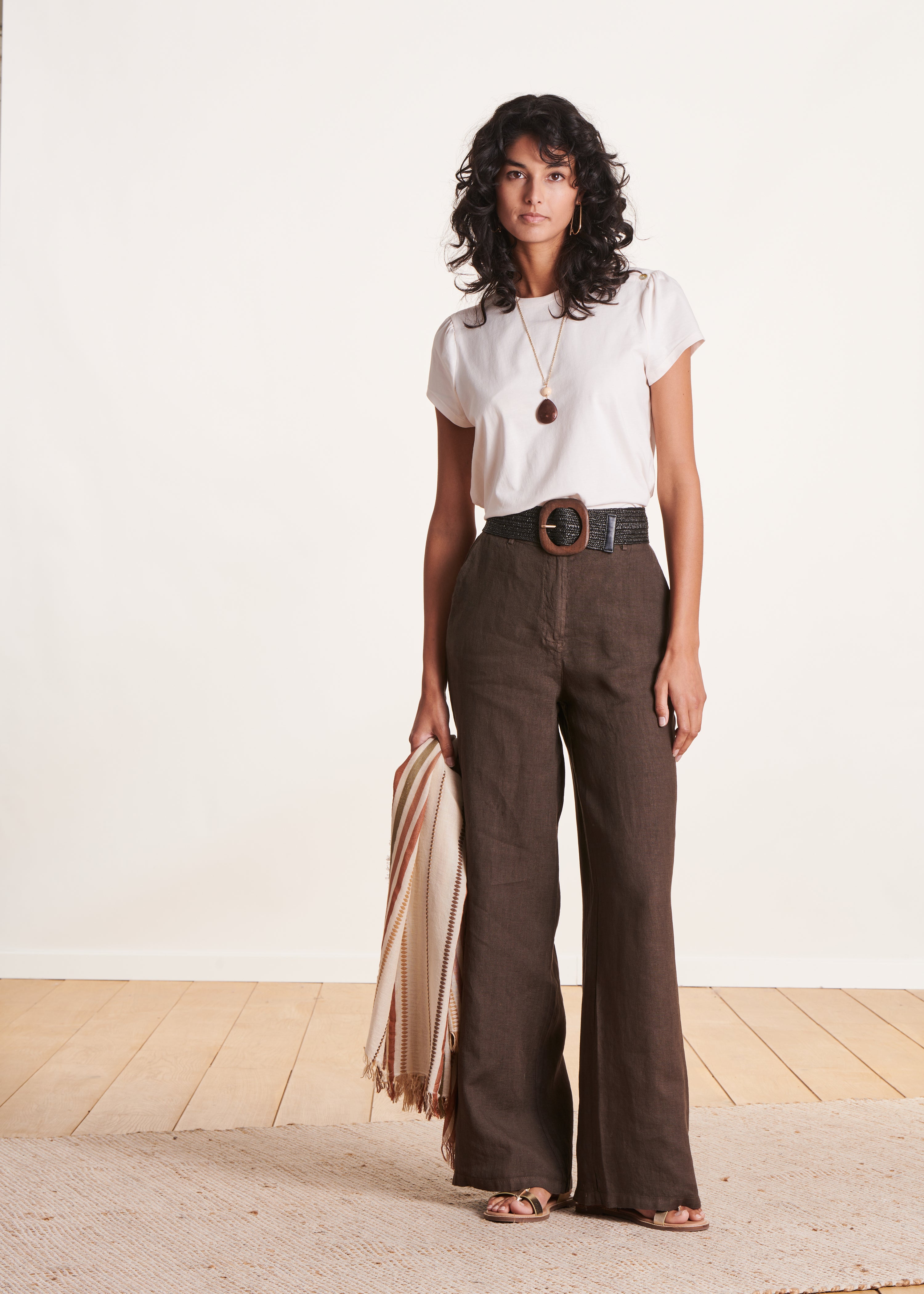 Beige short-sleeve T-shirt in organic cotton