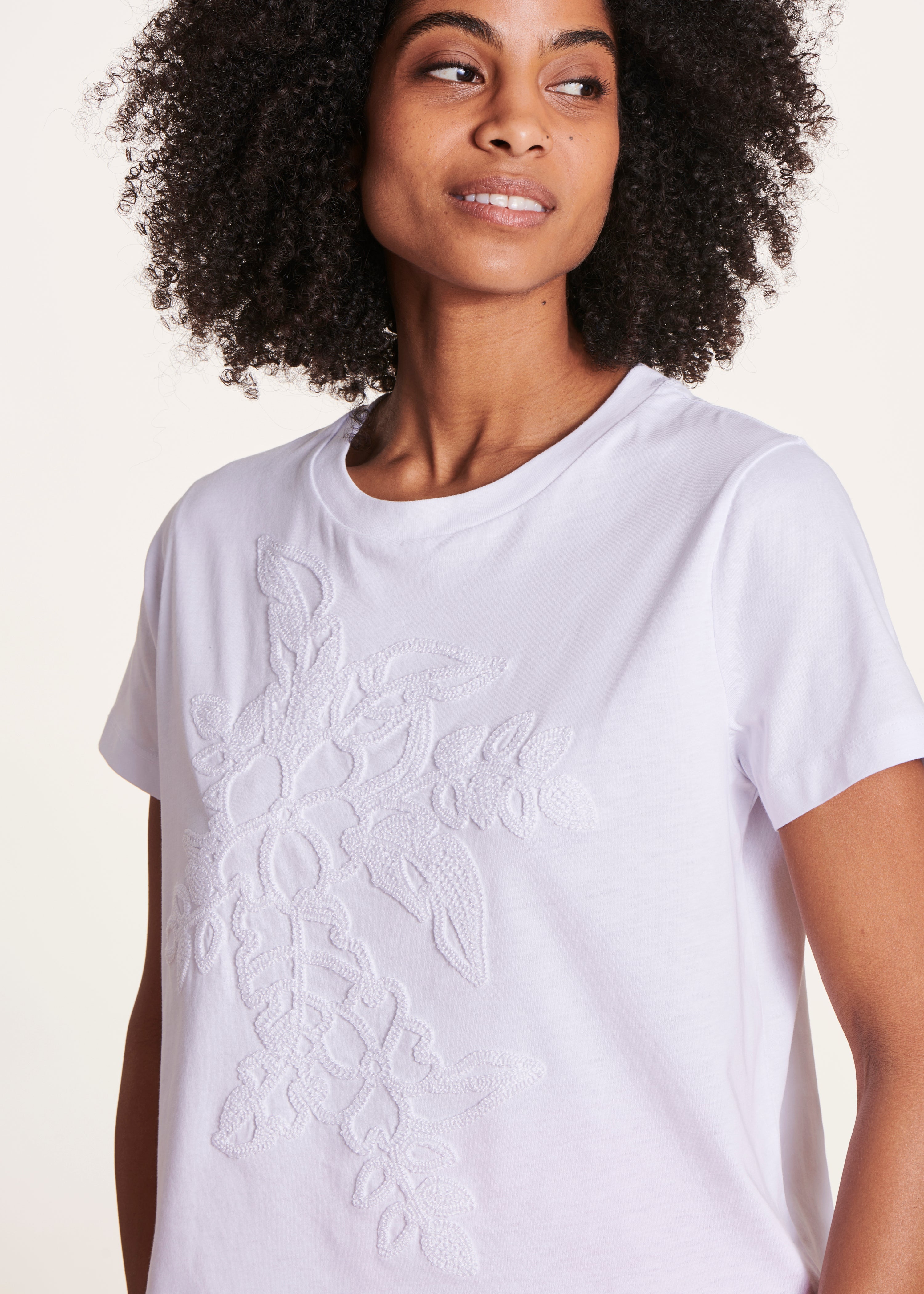 weiß T-Shirt aus biologischer Baumwolle mit kurzen Ärmeln