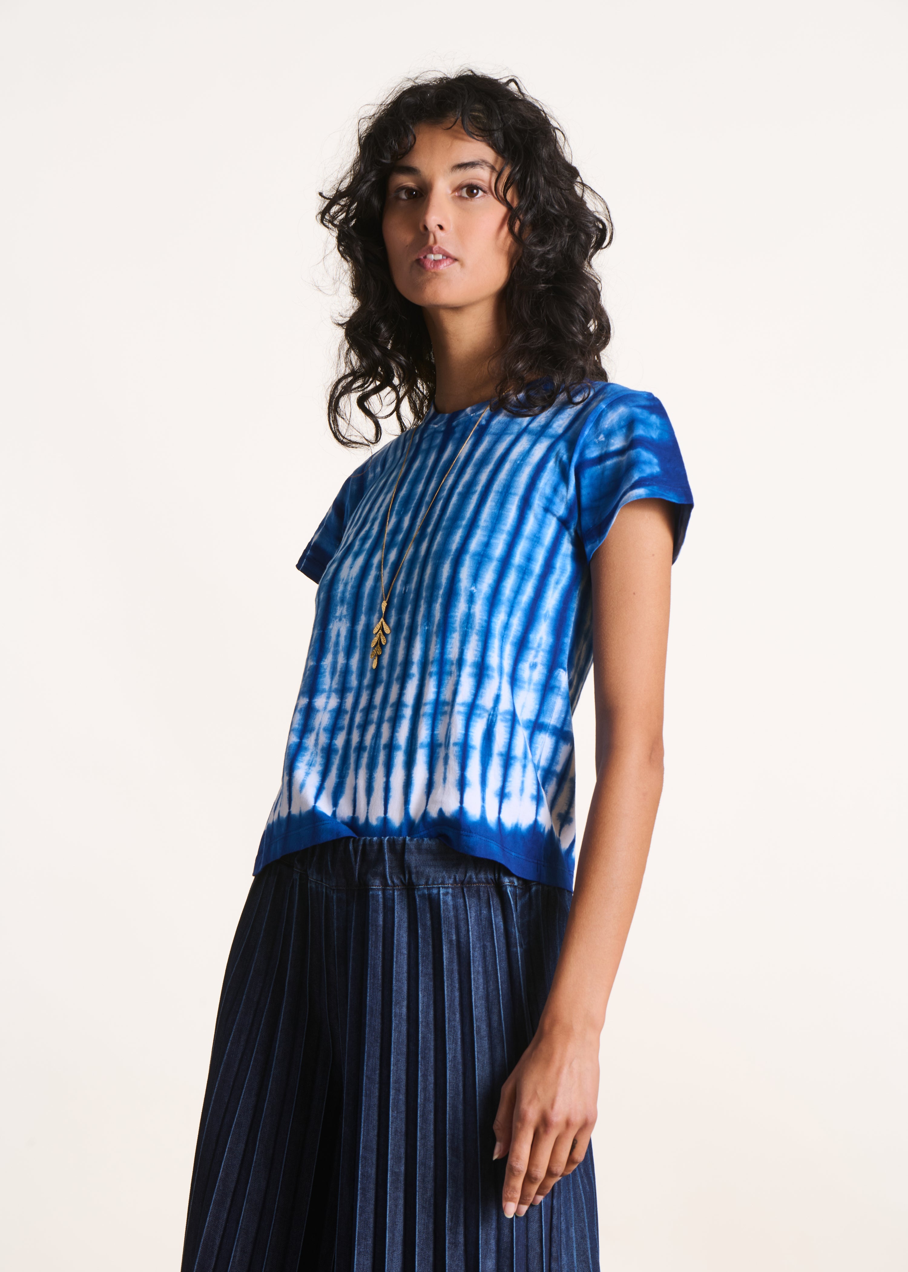 T-shirt bleu manches courtes en coton à imprimé tie & dye