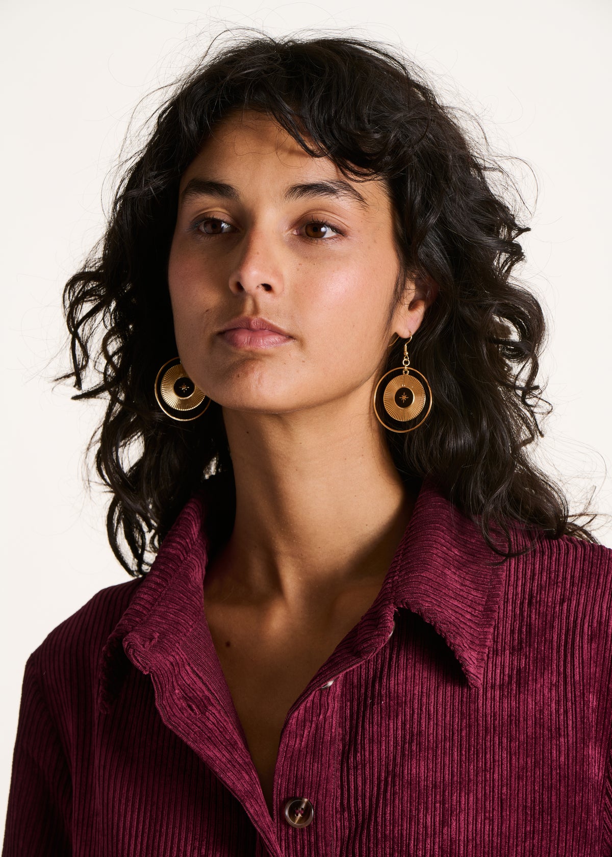 Boucles d'oreilles longues dorées