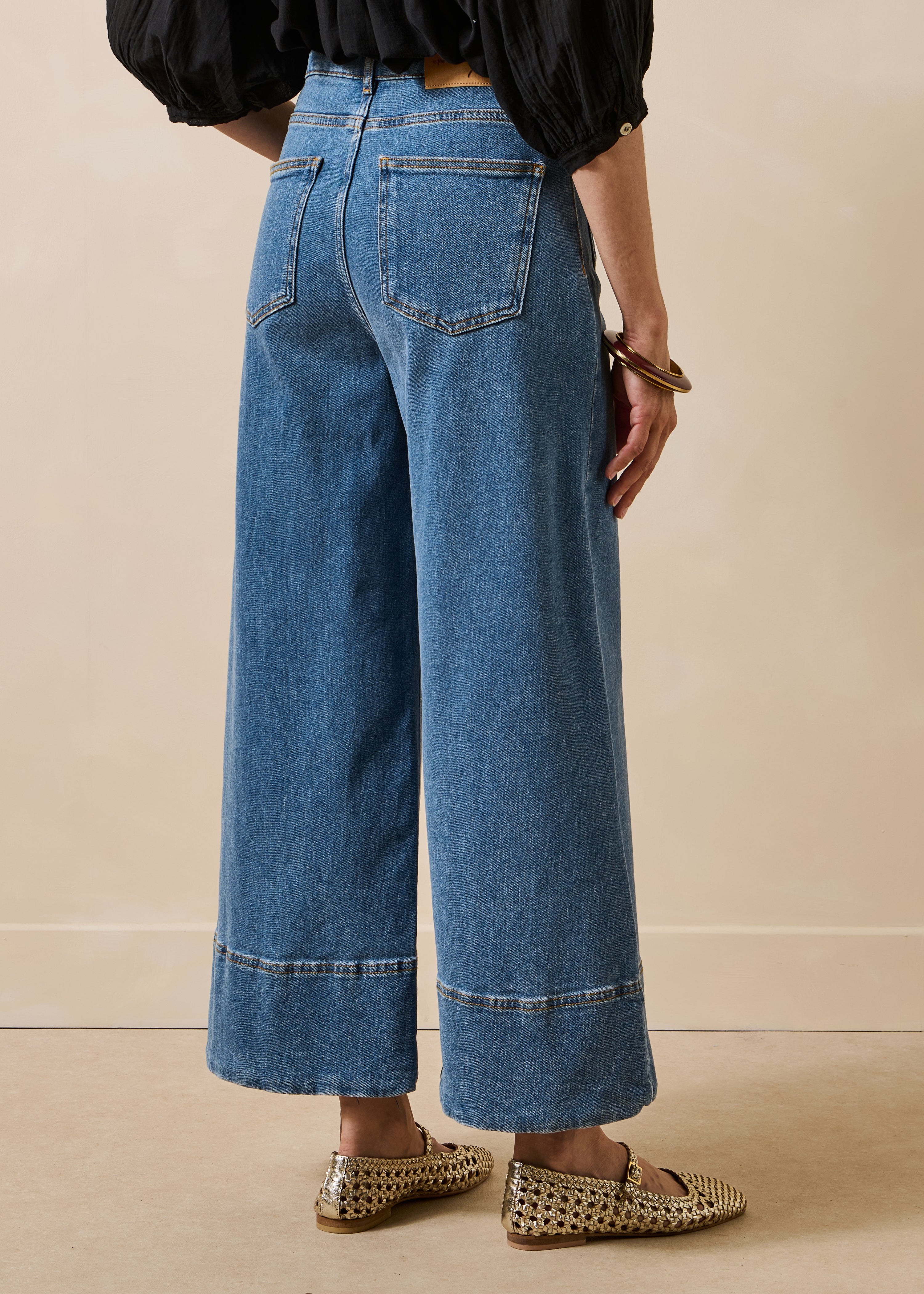 Jean large bleu clair en coton biologique