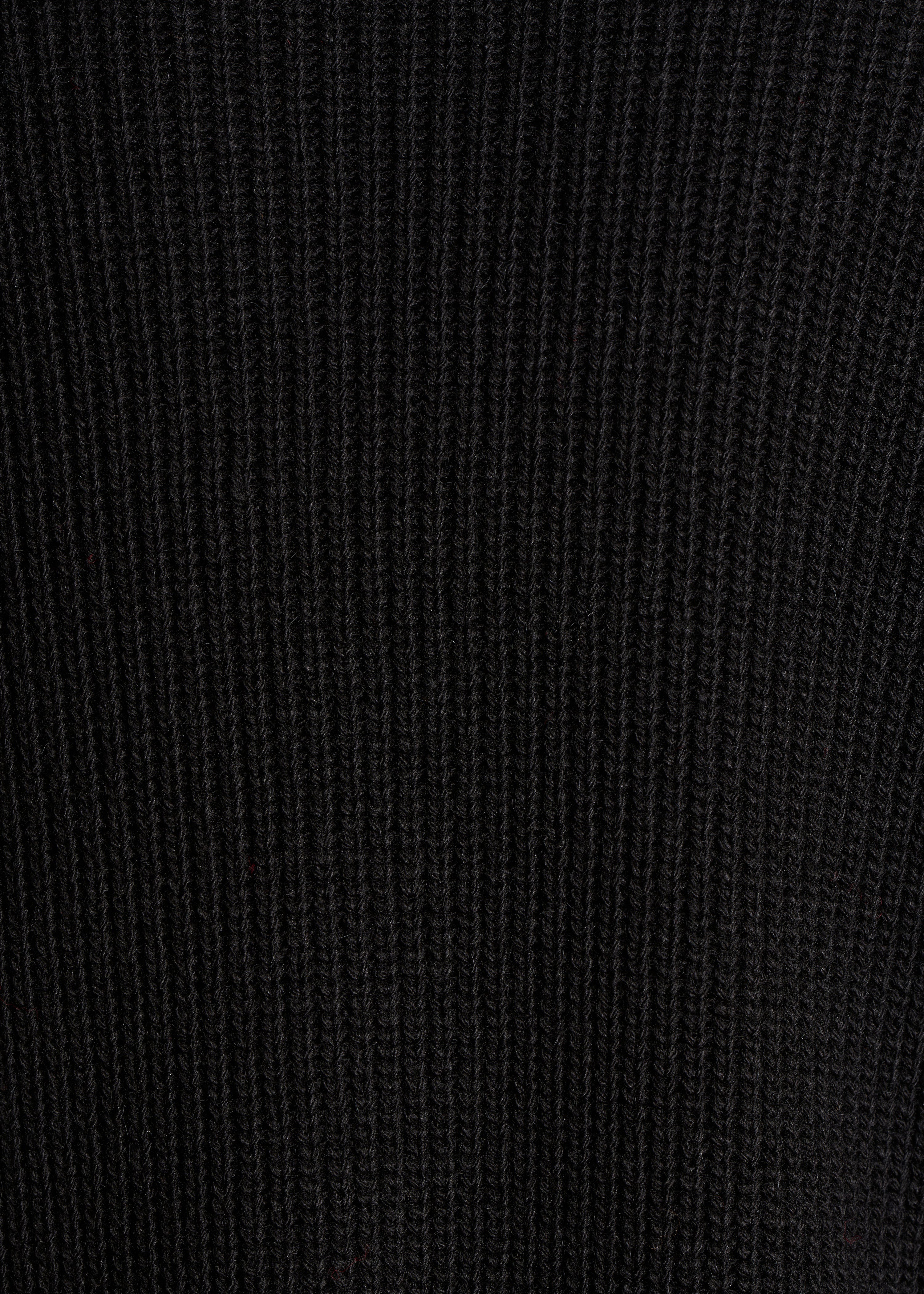 Weites schwarzes Pullover mit langen Ärmeln und asymmetrischem Kragen