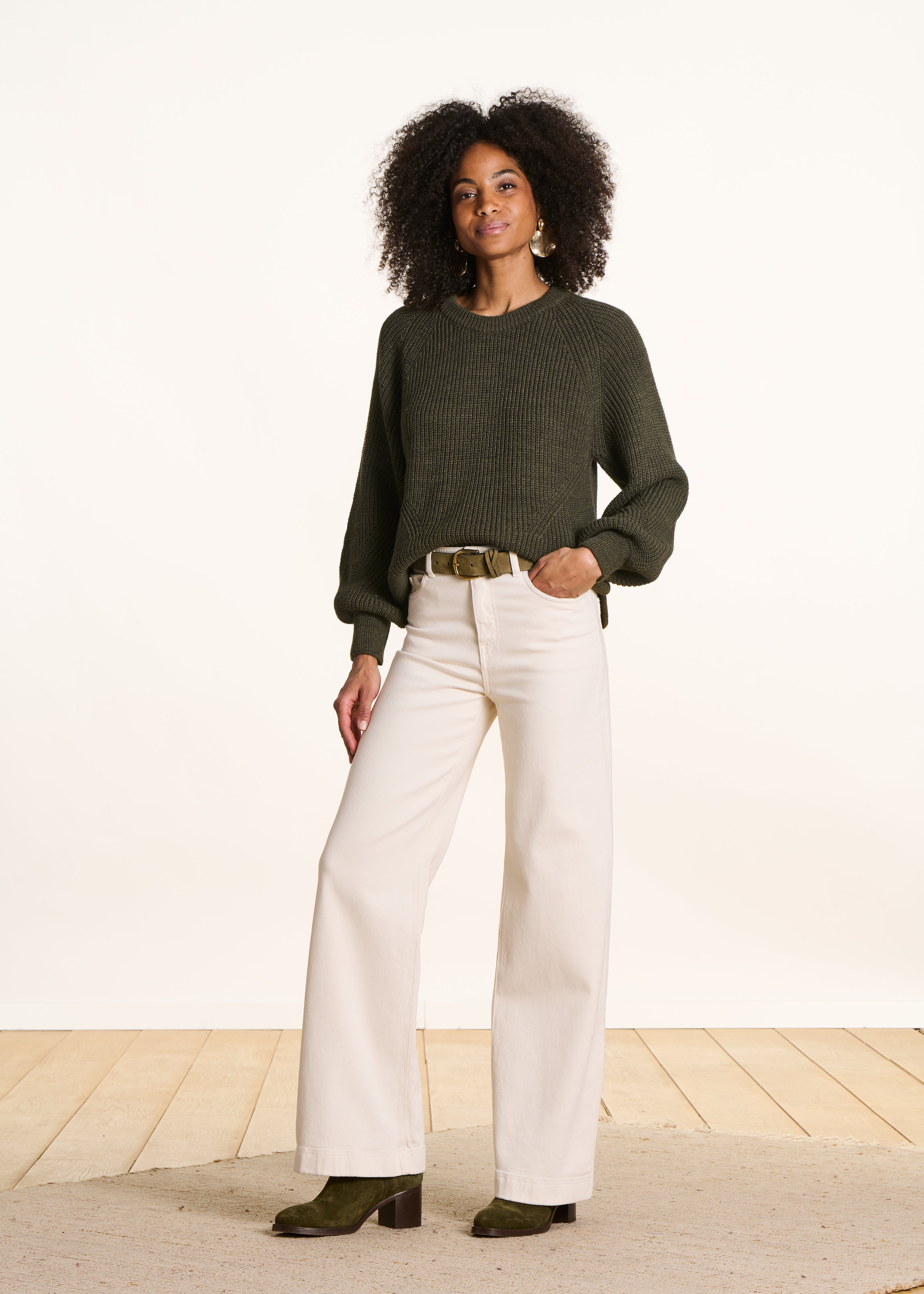 Long sleeve round neck khaki sweater