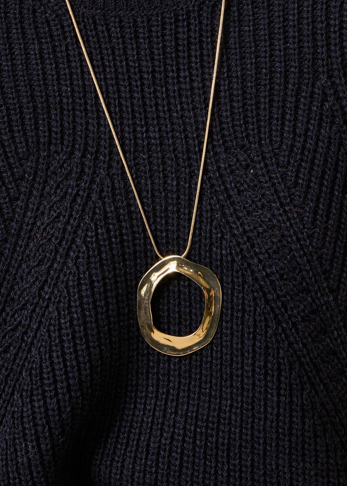 Collier doré - Figure