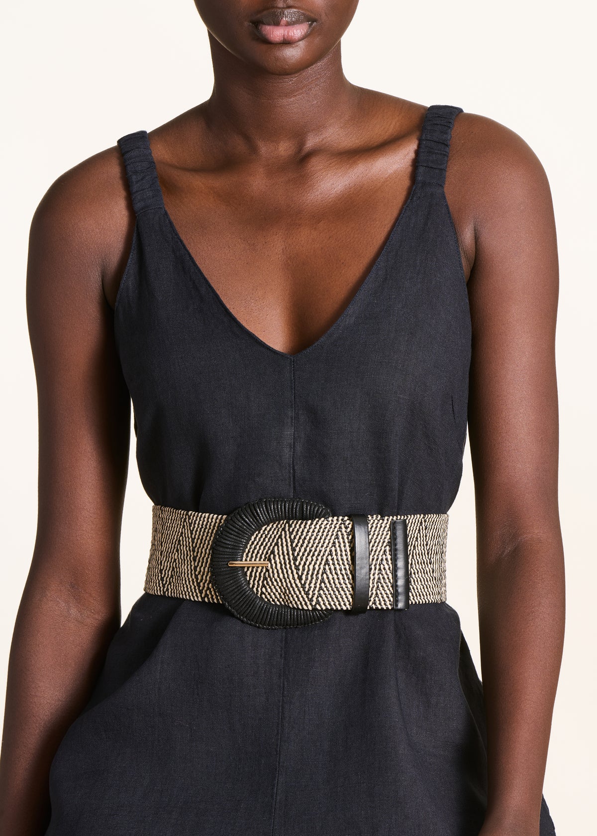 Ceinture noire boucle arrondie