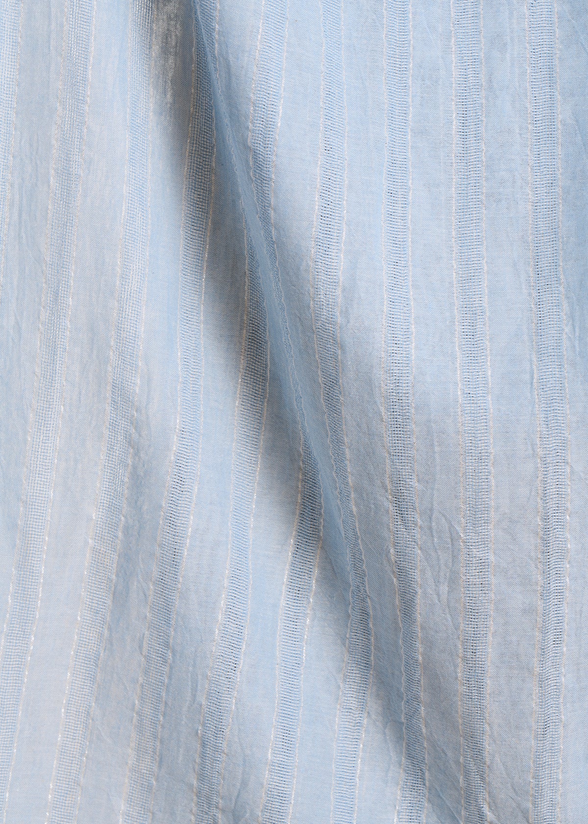 Foulard bleu clair rayé