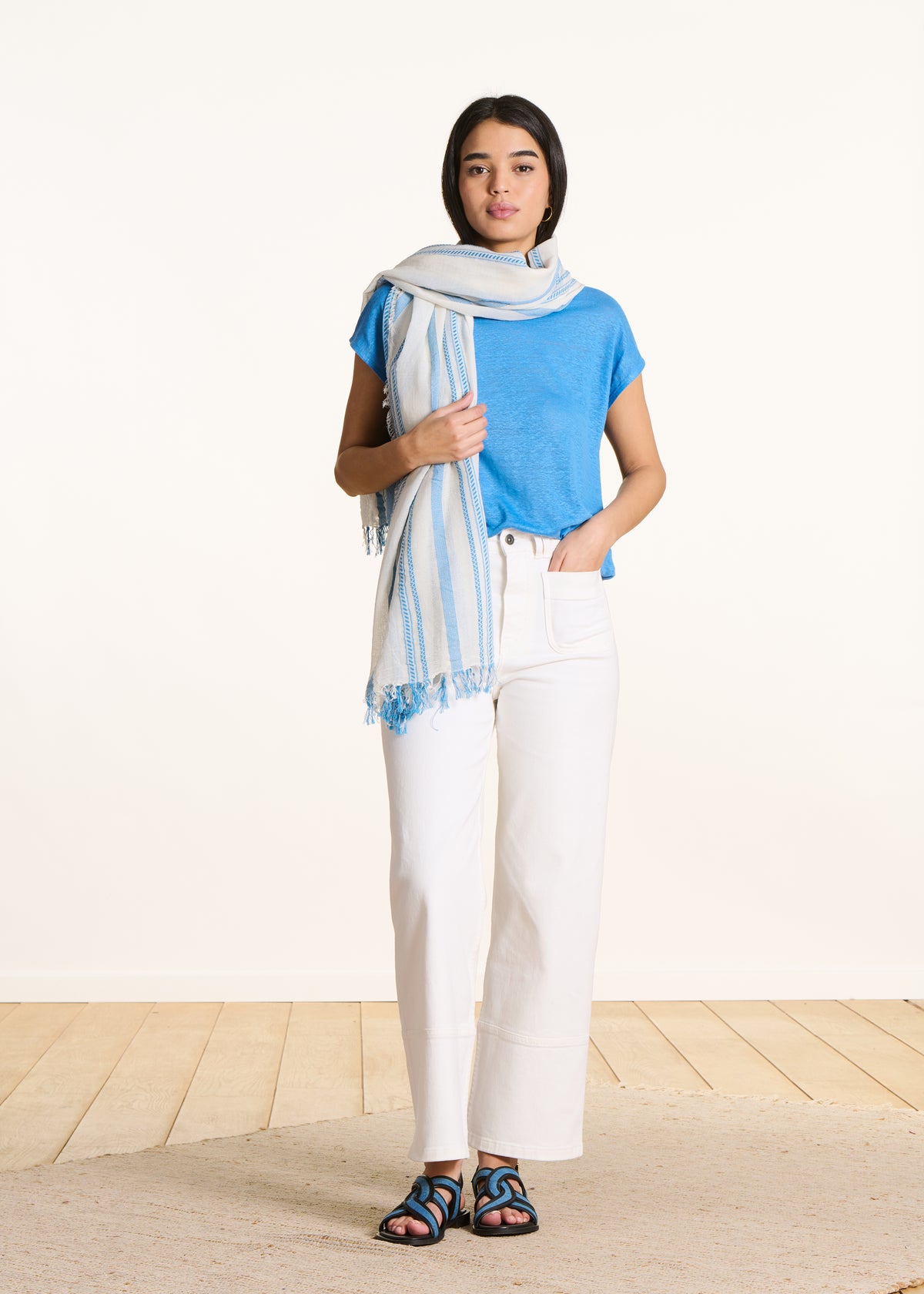 Foulard en coton à rayures bleues