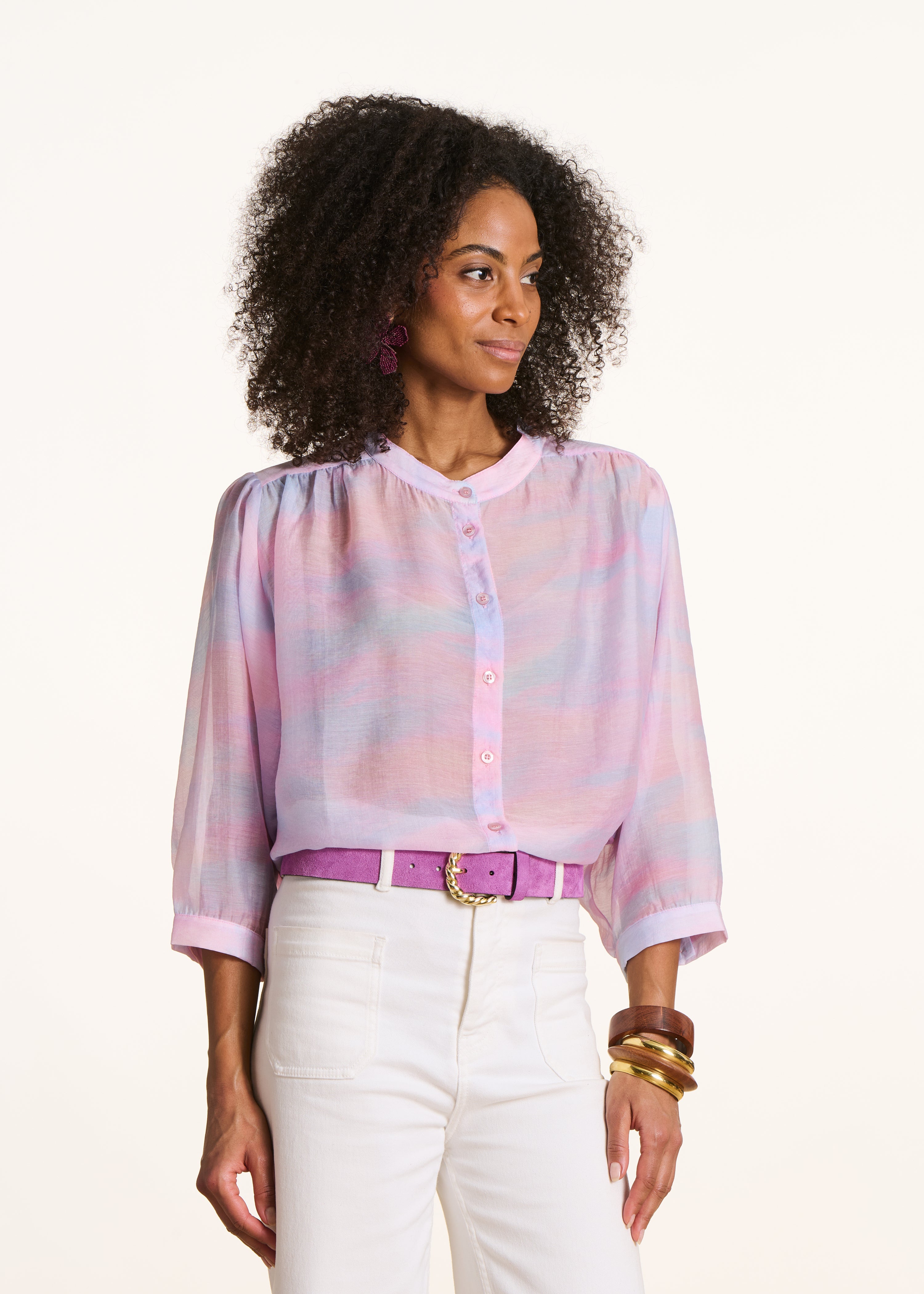 Loose pink shirt with tie & dye print