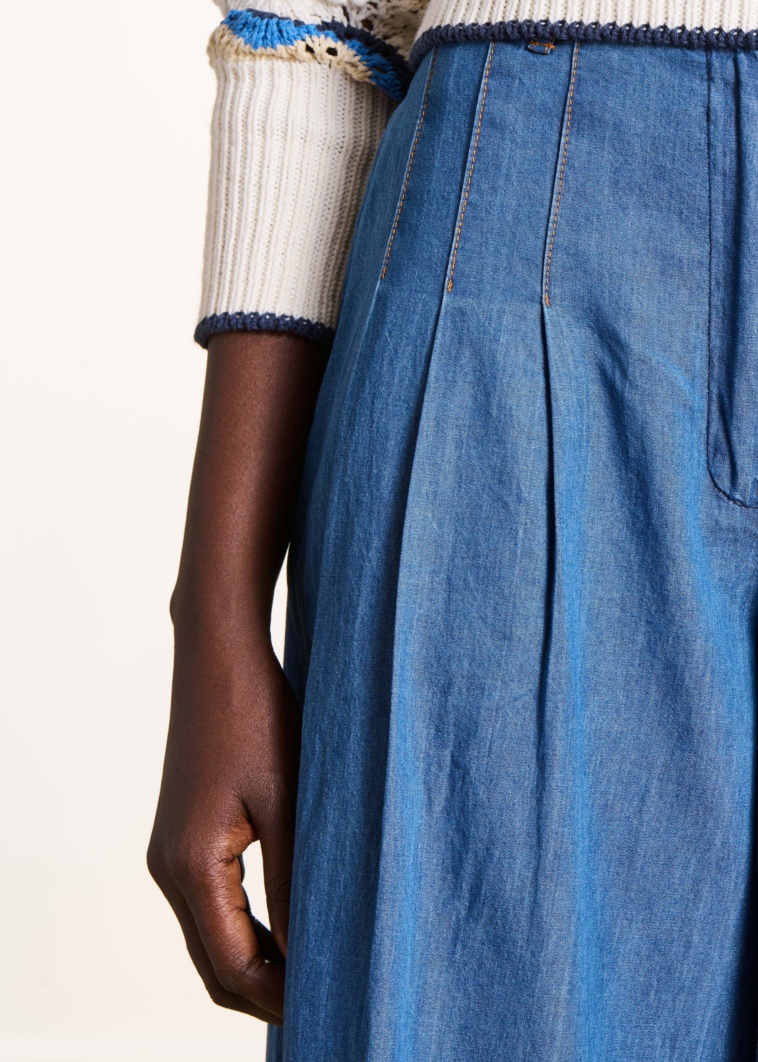 Pantalone largo in denim morbido