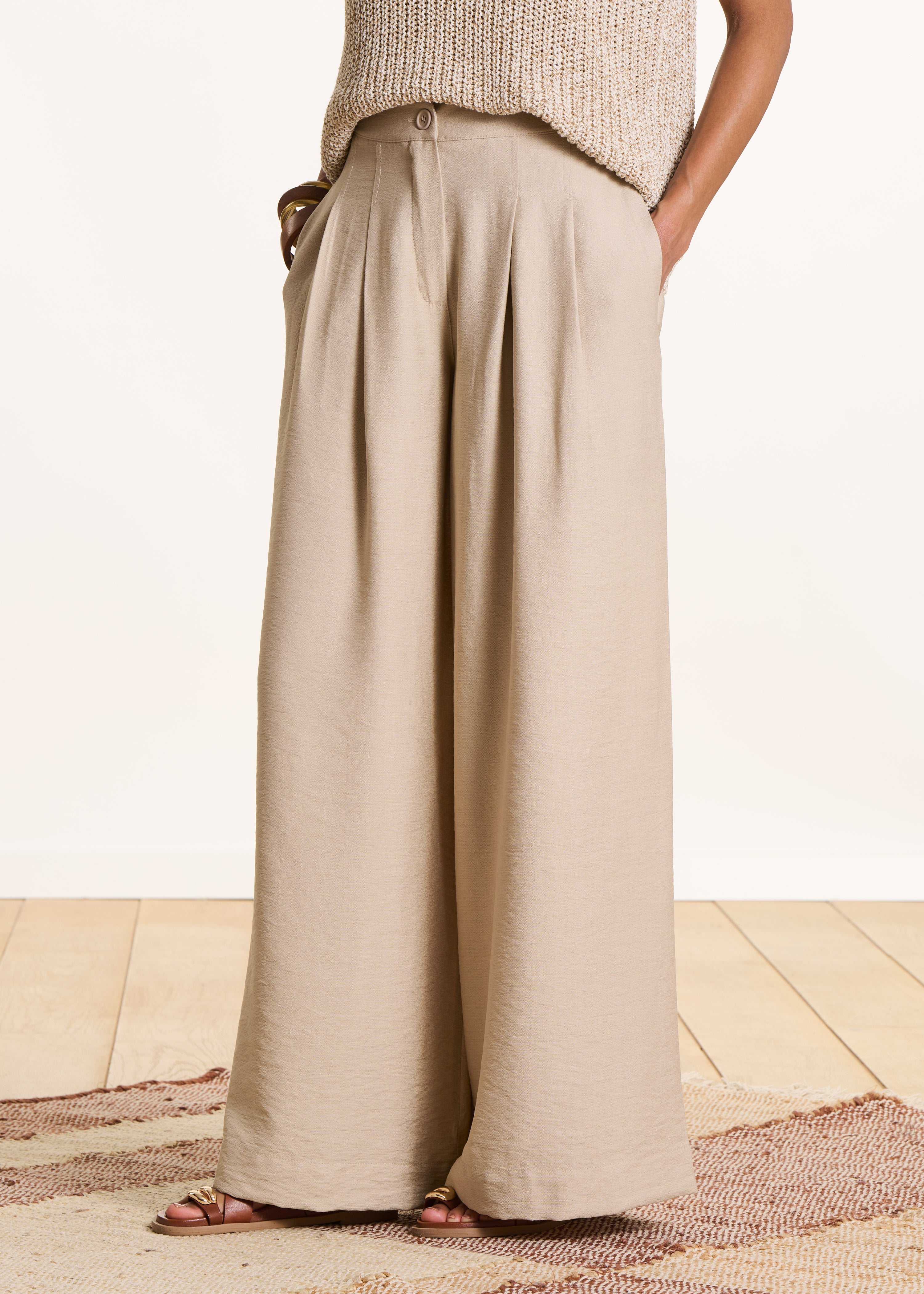 Beige high-waisted long pants