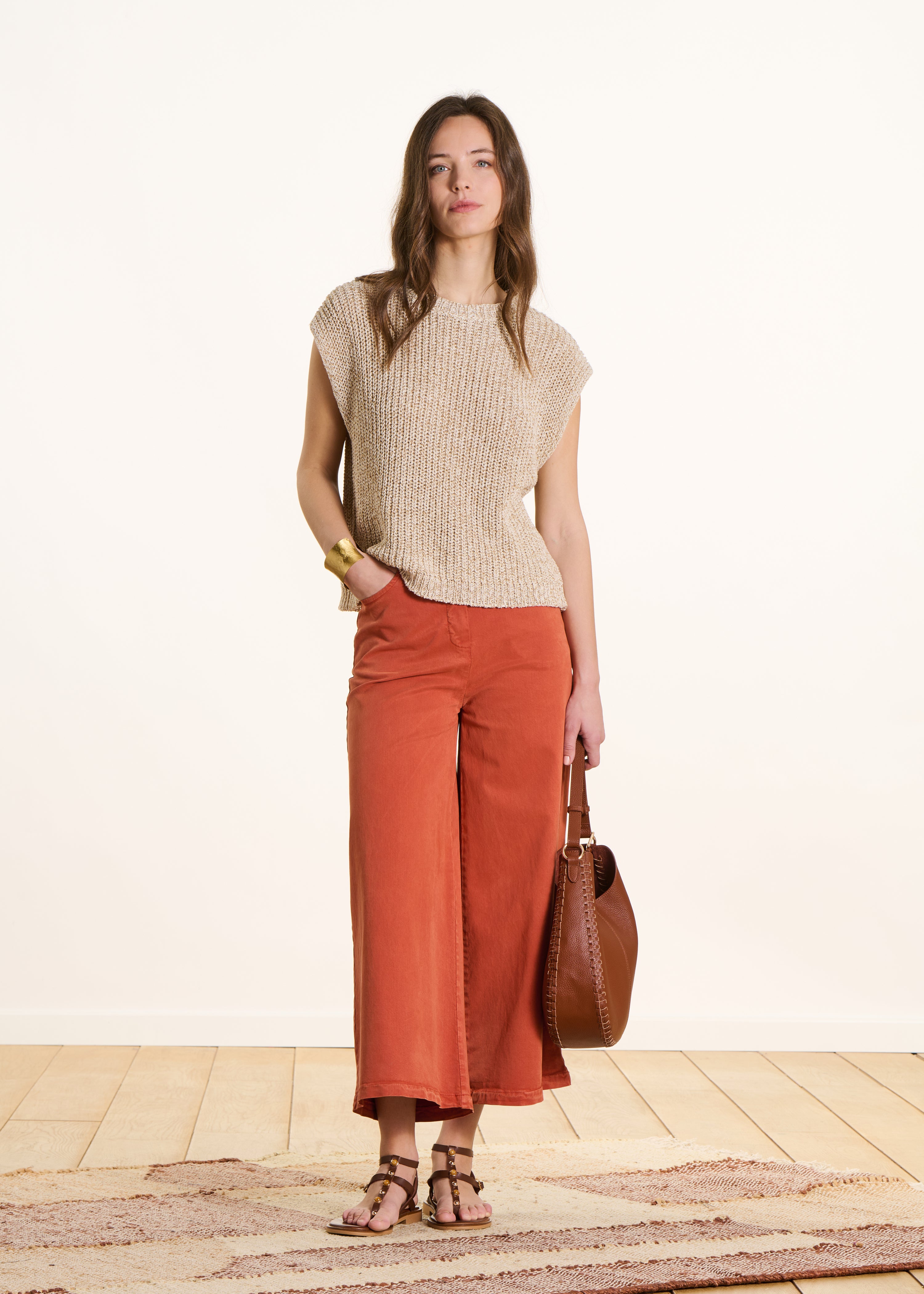 Pull beige en maille iriséé col rond