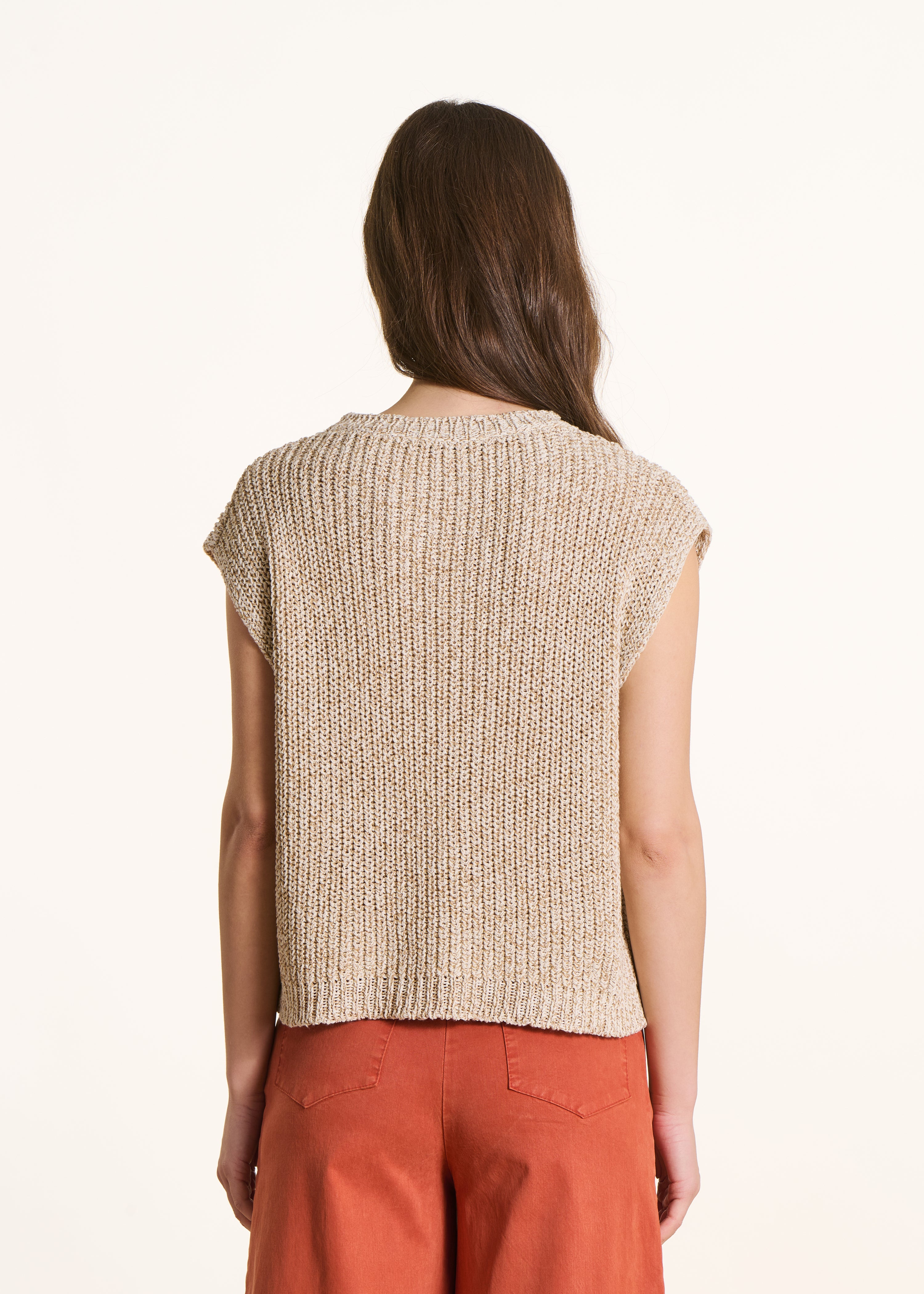 Pull beige en maille iriséé col rond