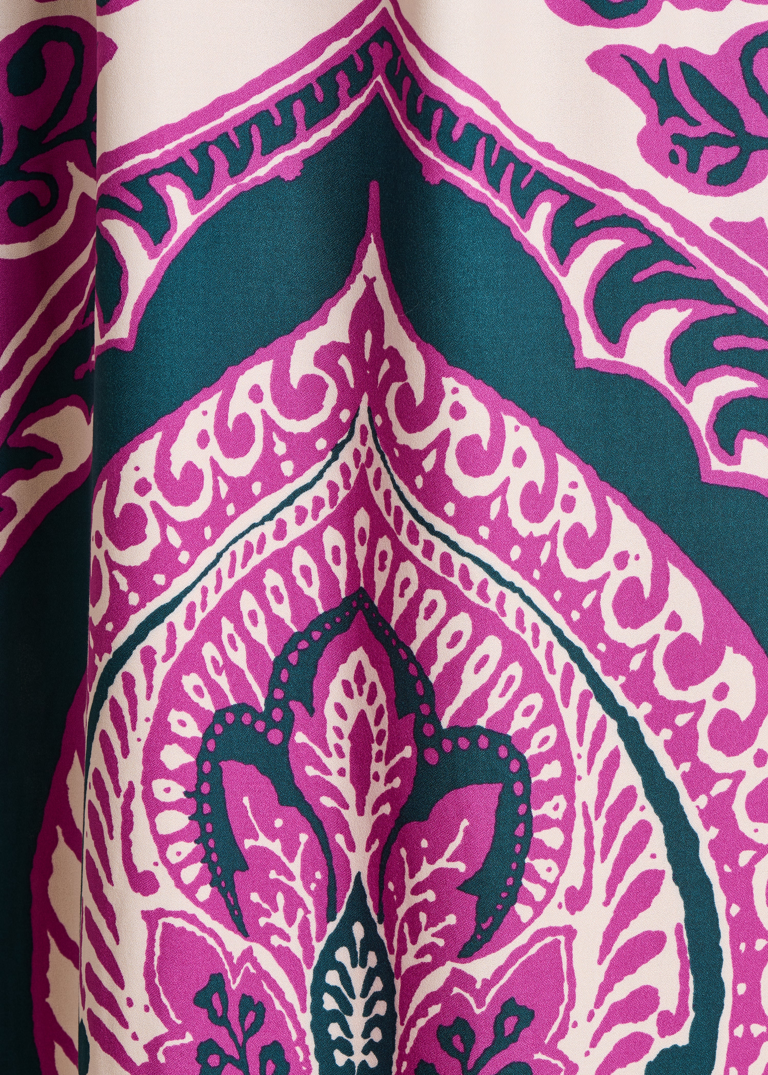 Long slit dress with short sleeves and purple print
