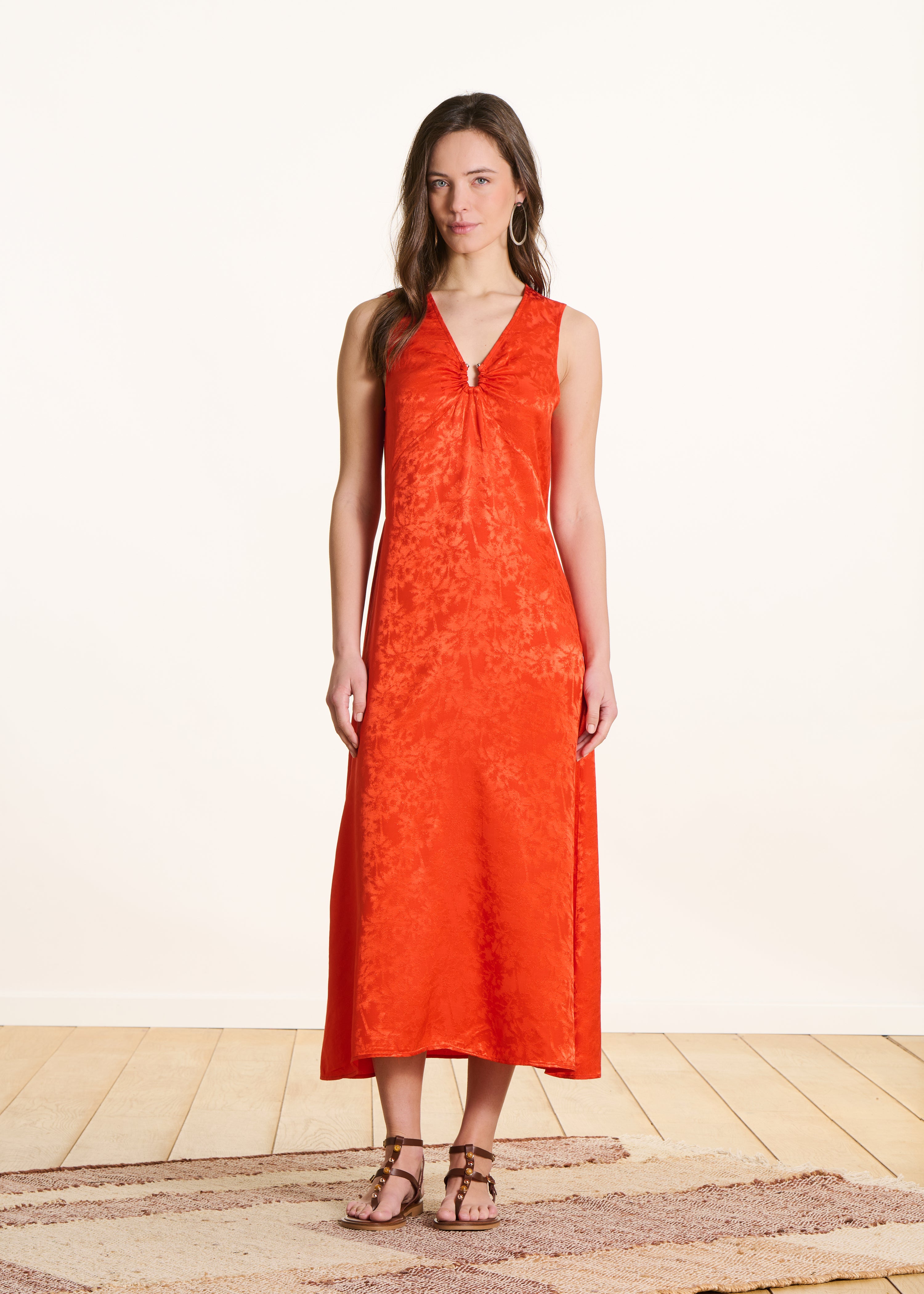 Fließendes langes Kleid in Orange aus Jacquard
