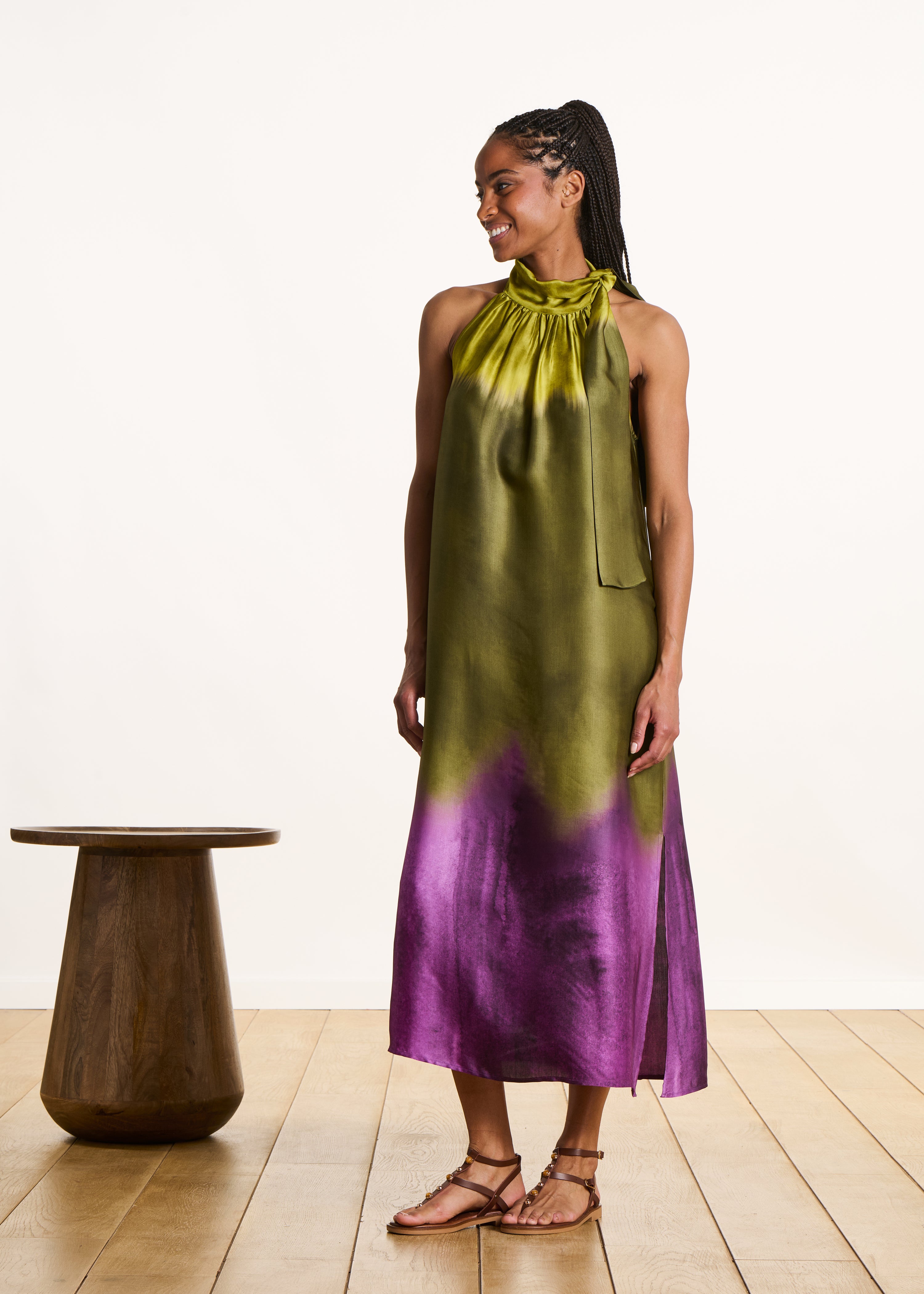 Long fluid green satin dress with tie-dye print