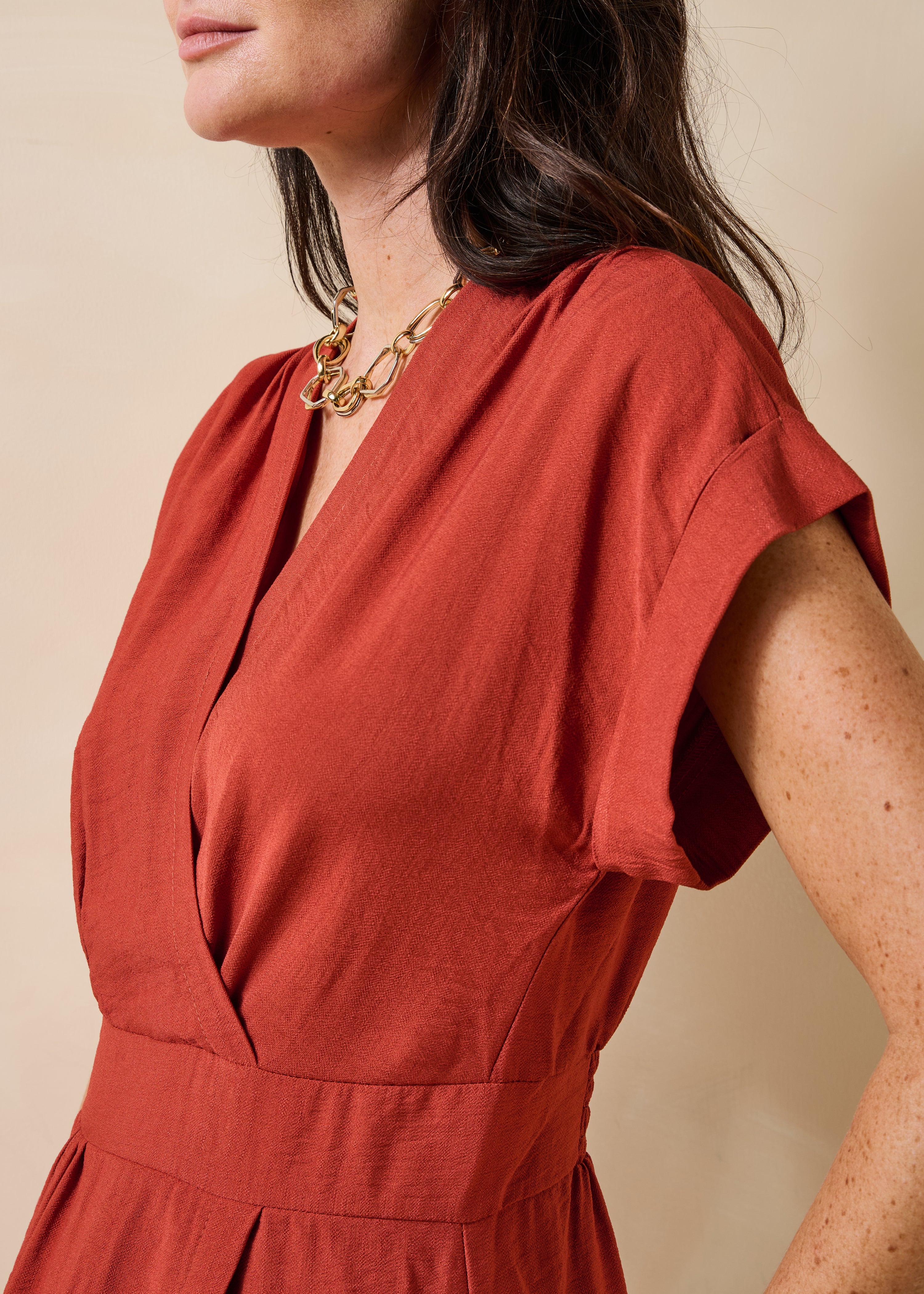Robe longue cintrée terracotta cache-cœur