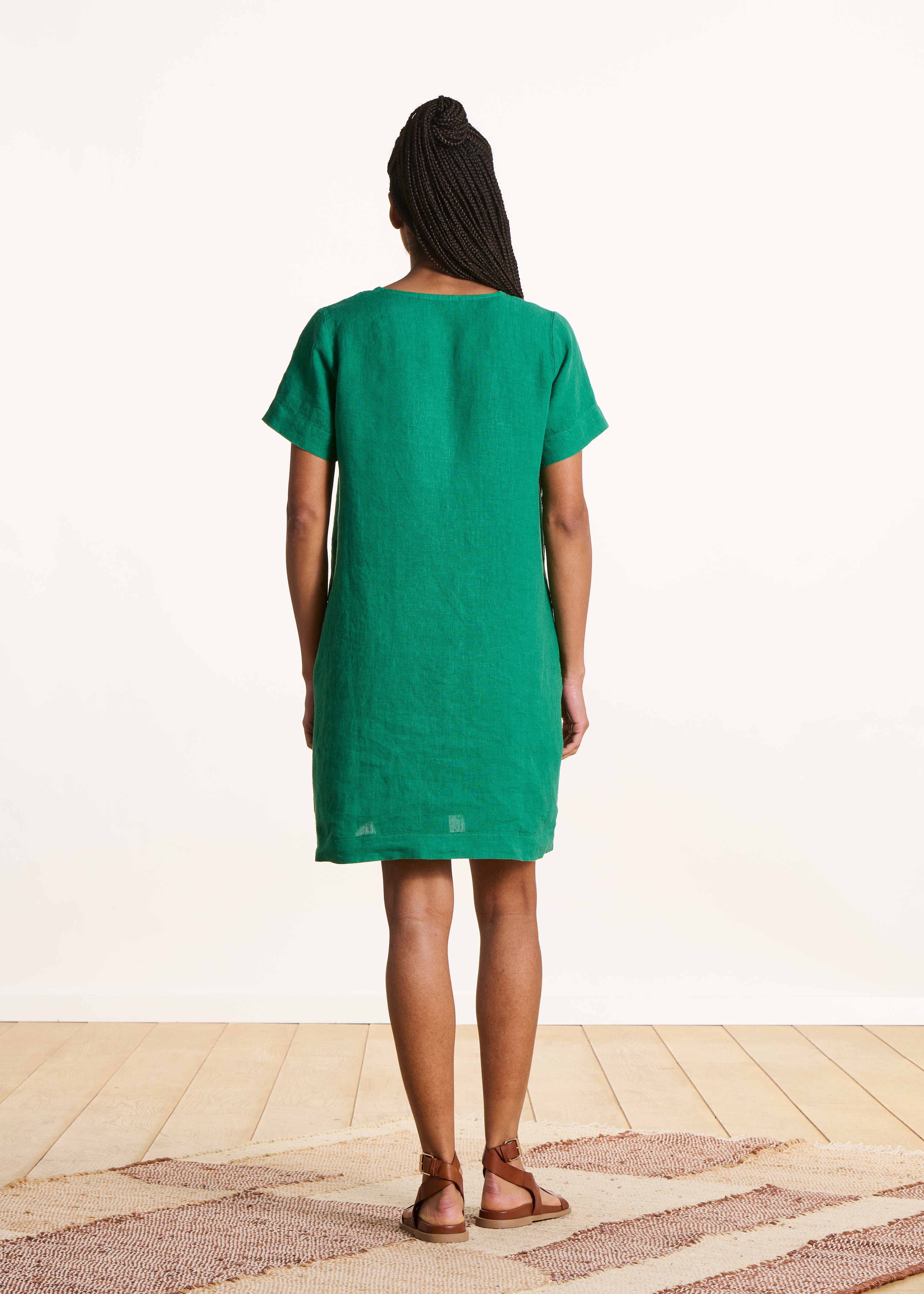 Green straight short linen dress