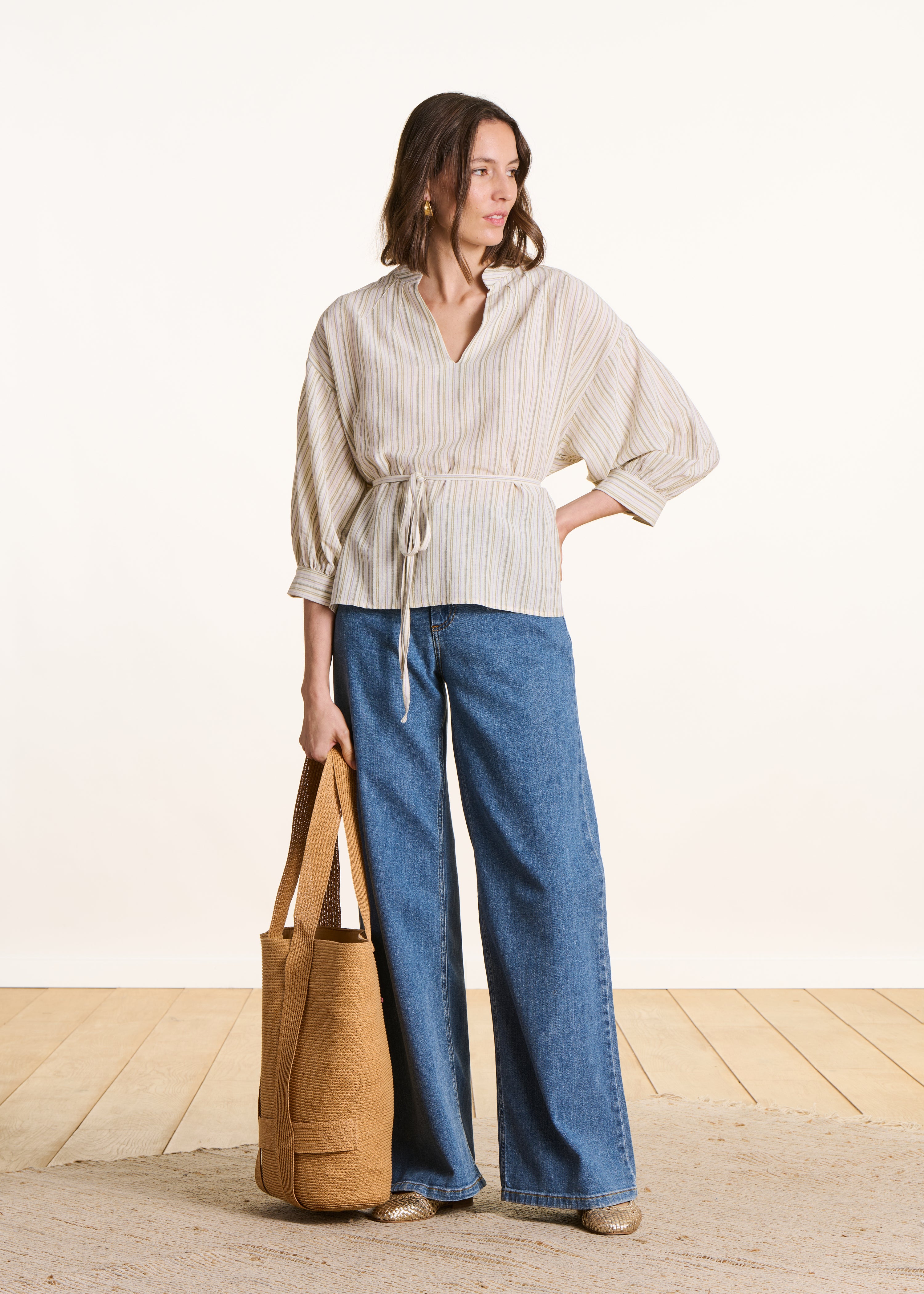Ecru striped top with 3/4 sleeves