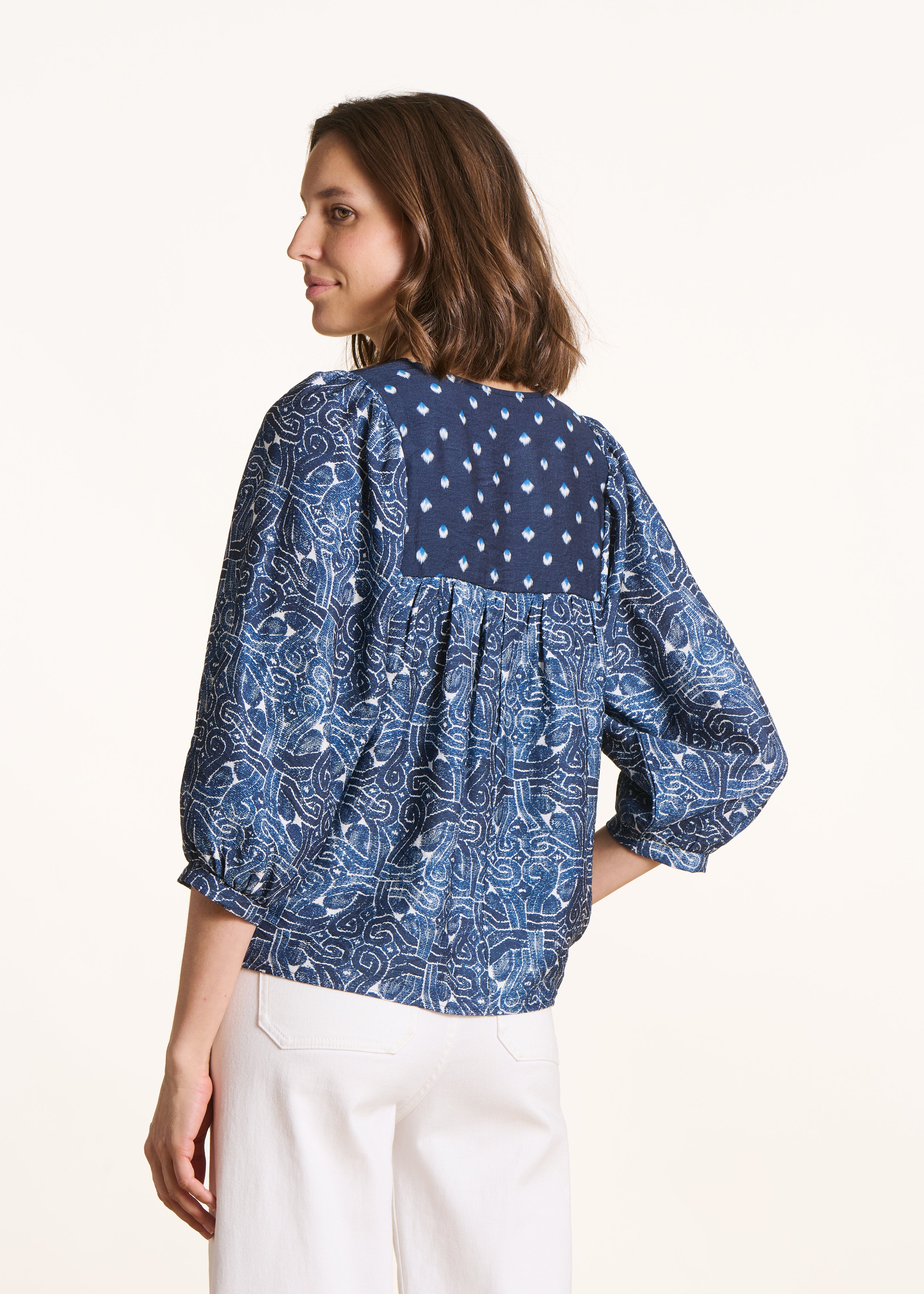 Top blu patchwork stampato maniche 3/4