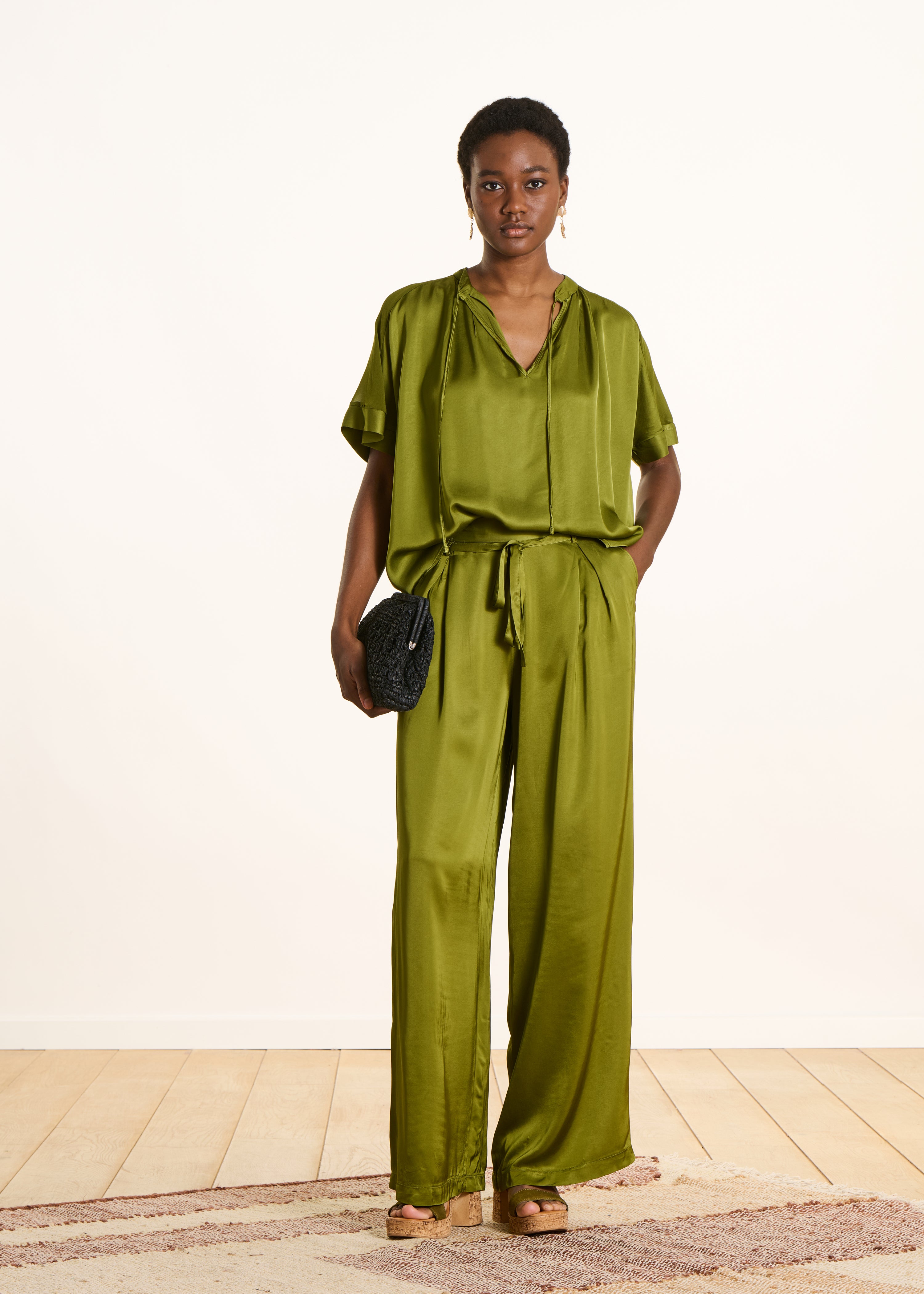 Blouse ample verte en satin