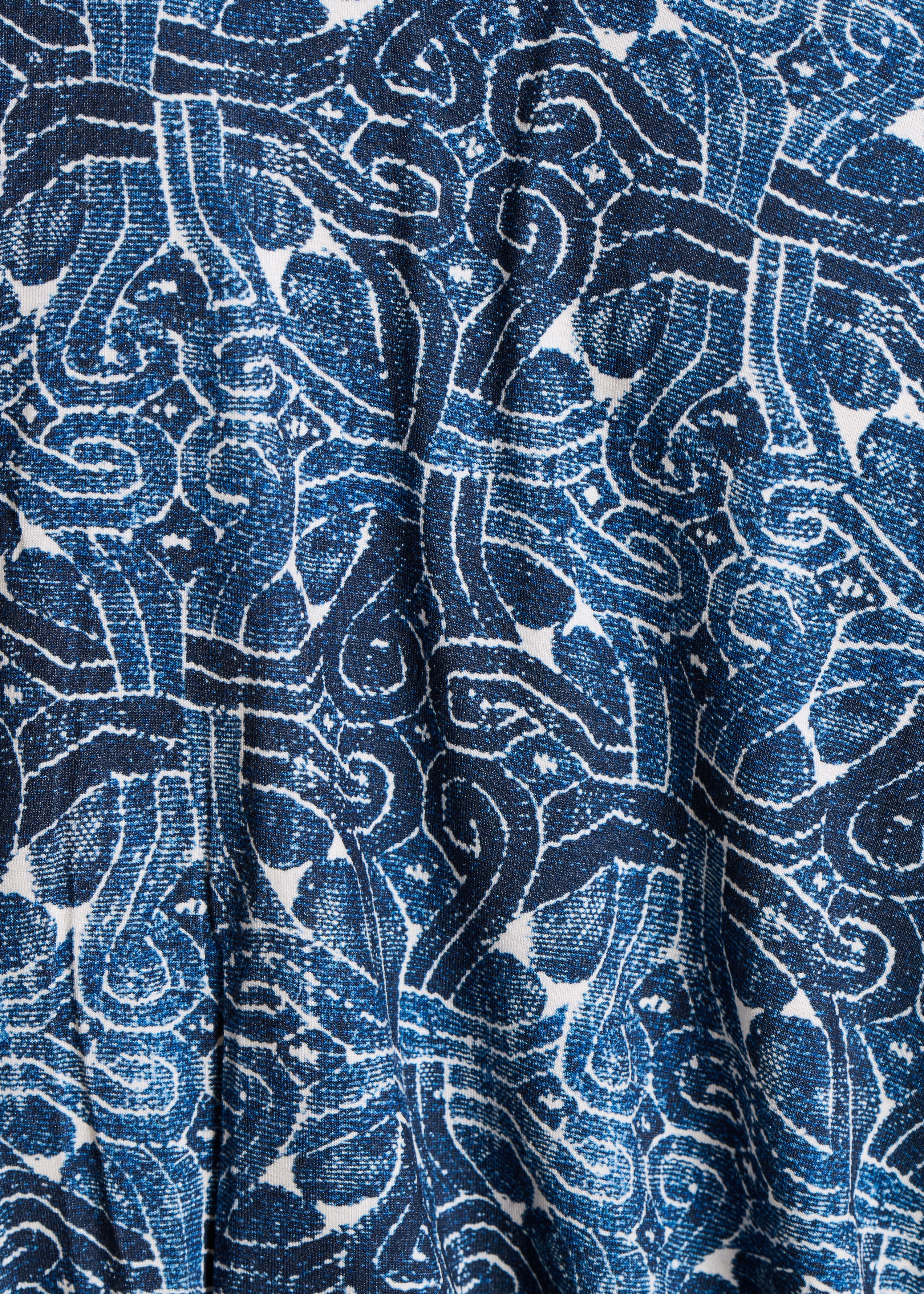 Blue V-neck printed T-shirt