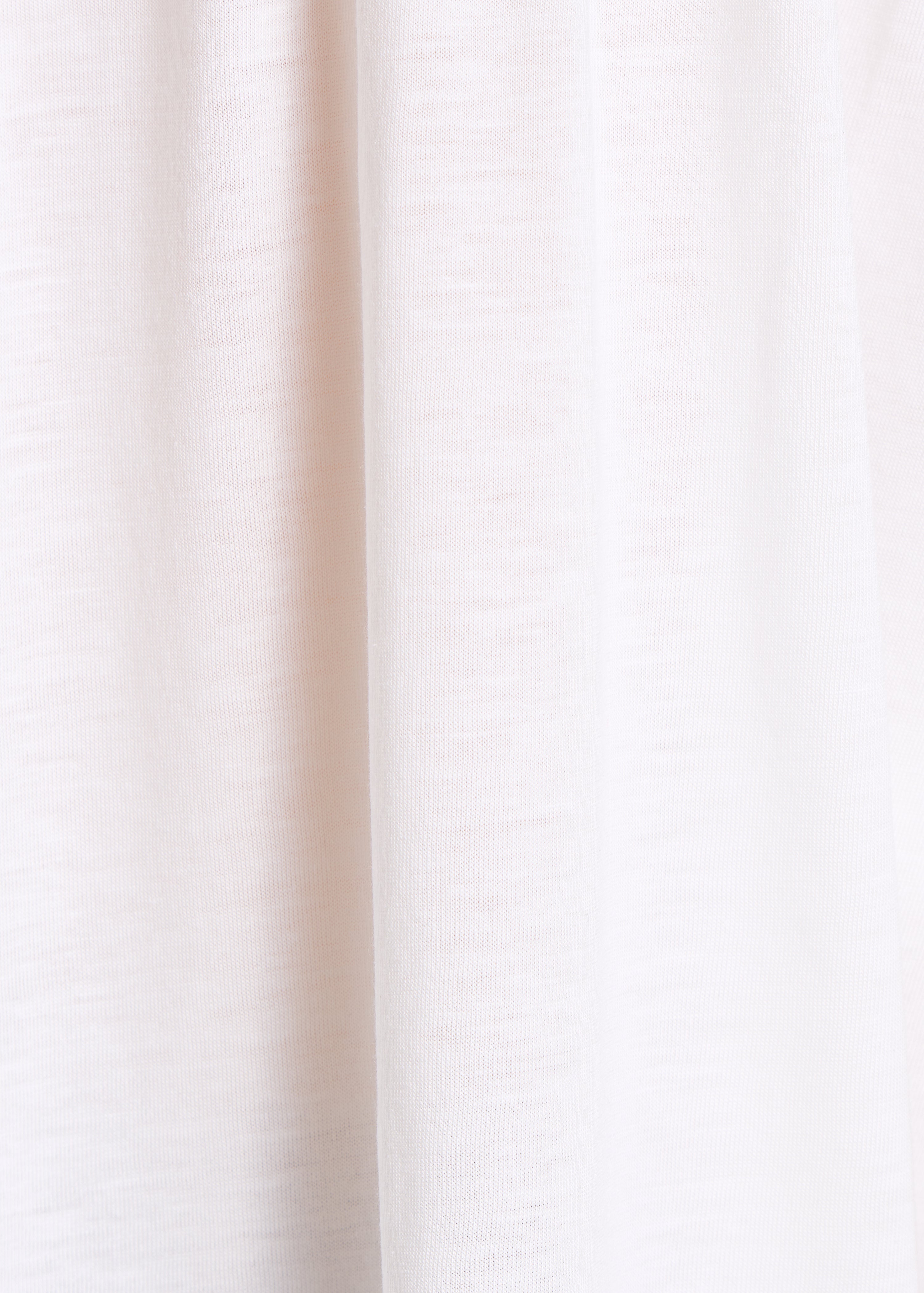 Loose off-white short-sleeve T-shirt