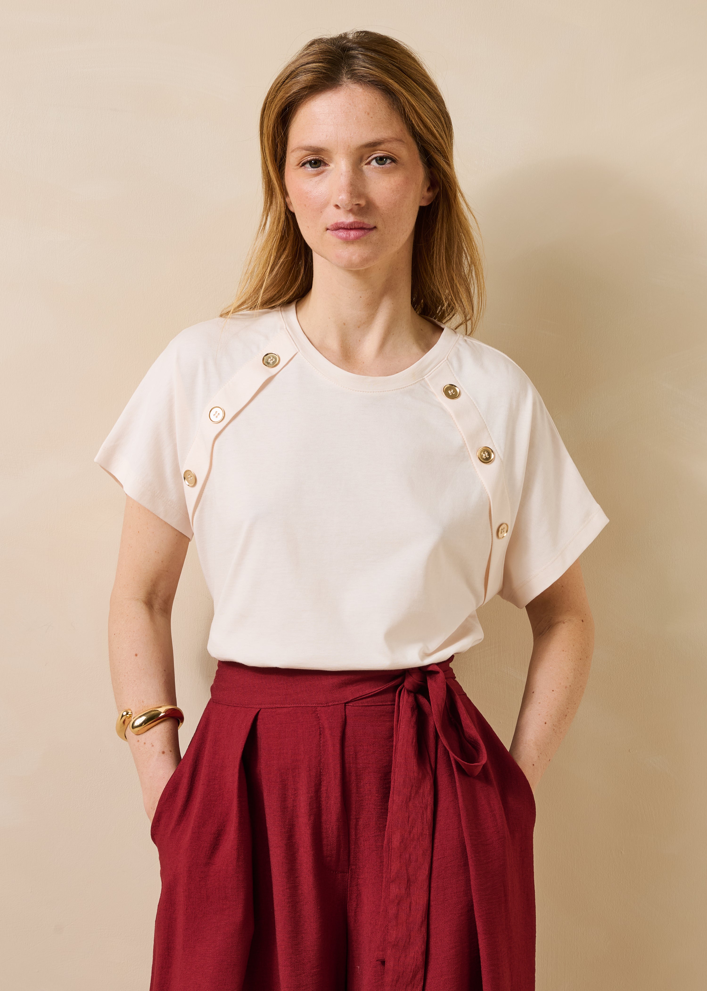 Beige short-sleeve T-shirt in organic cotton