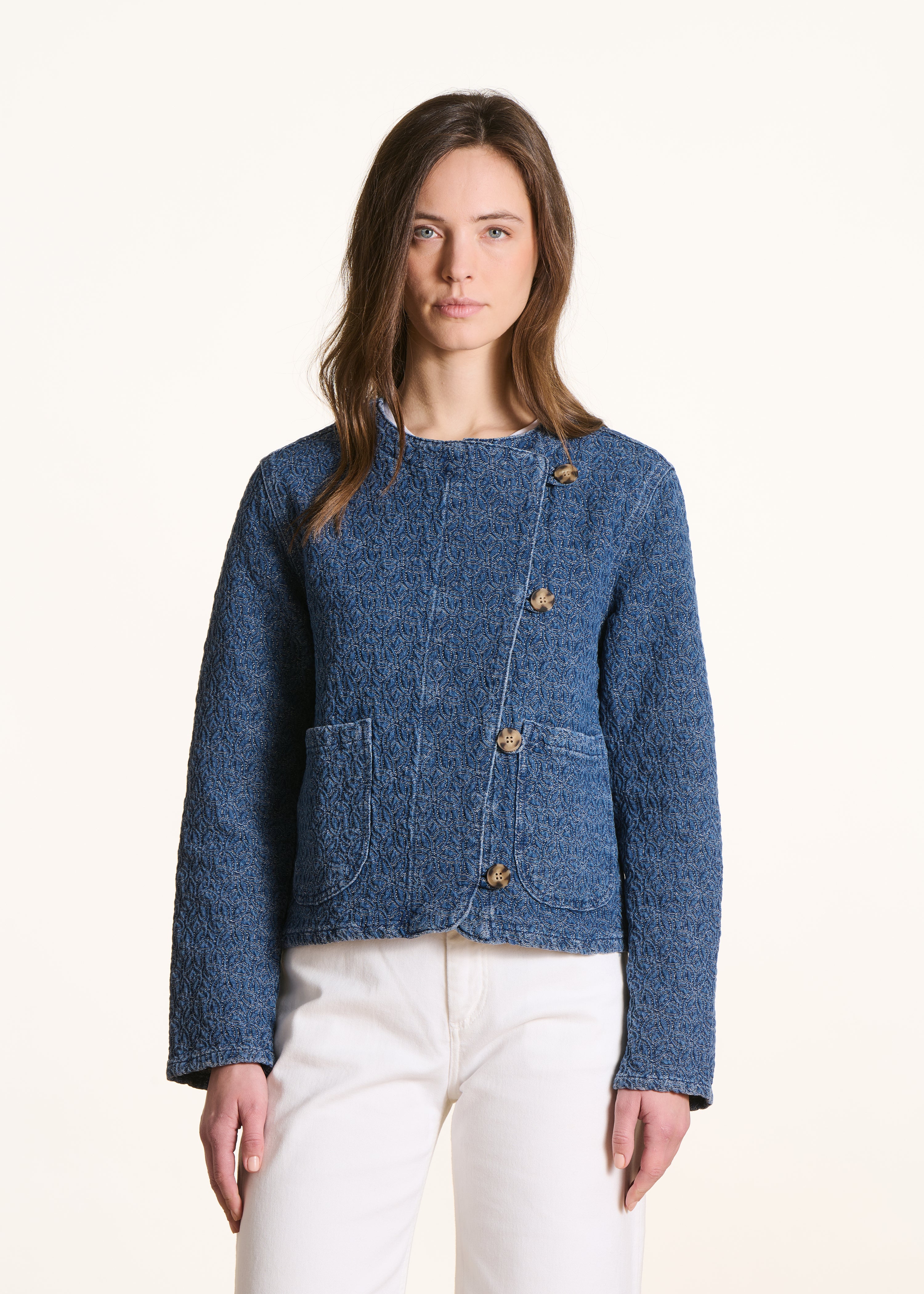 Veste bleue en denim jacquard