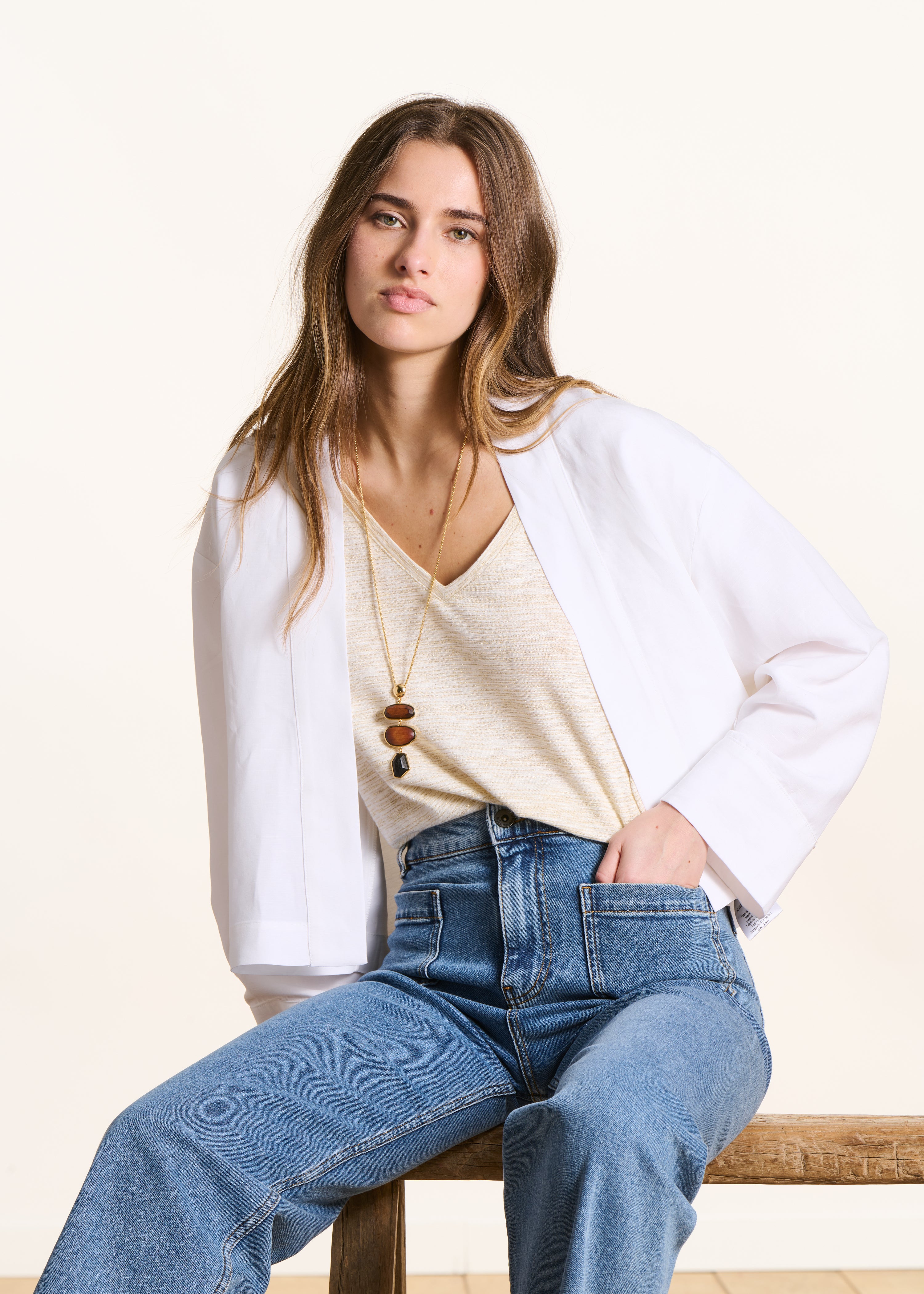Veste courte ouverte blanche